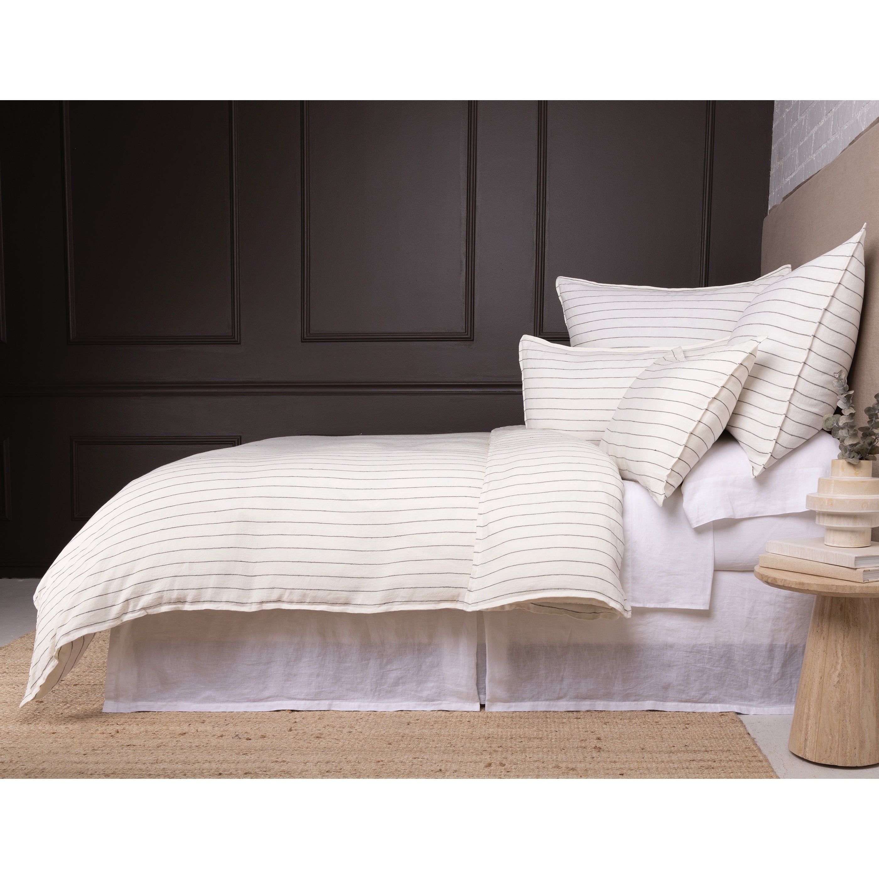 Premium Blake Duvet Cover Set - Soft & Breathable Bedding for All Seasons - Perfect for Master Bedroom, Guest Room & Dorm Decor