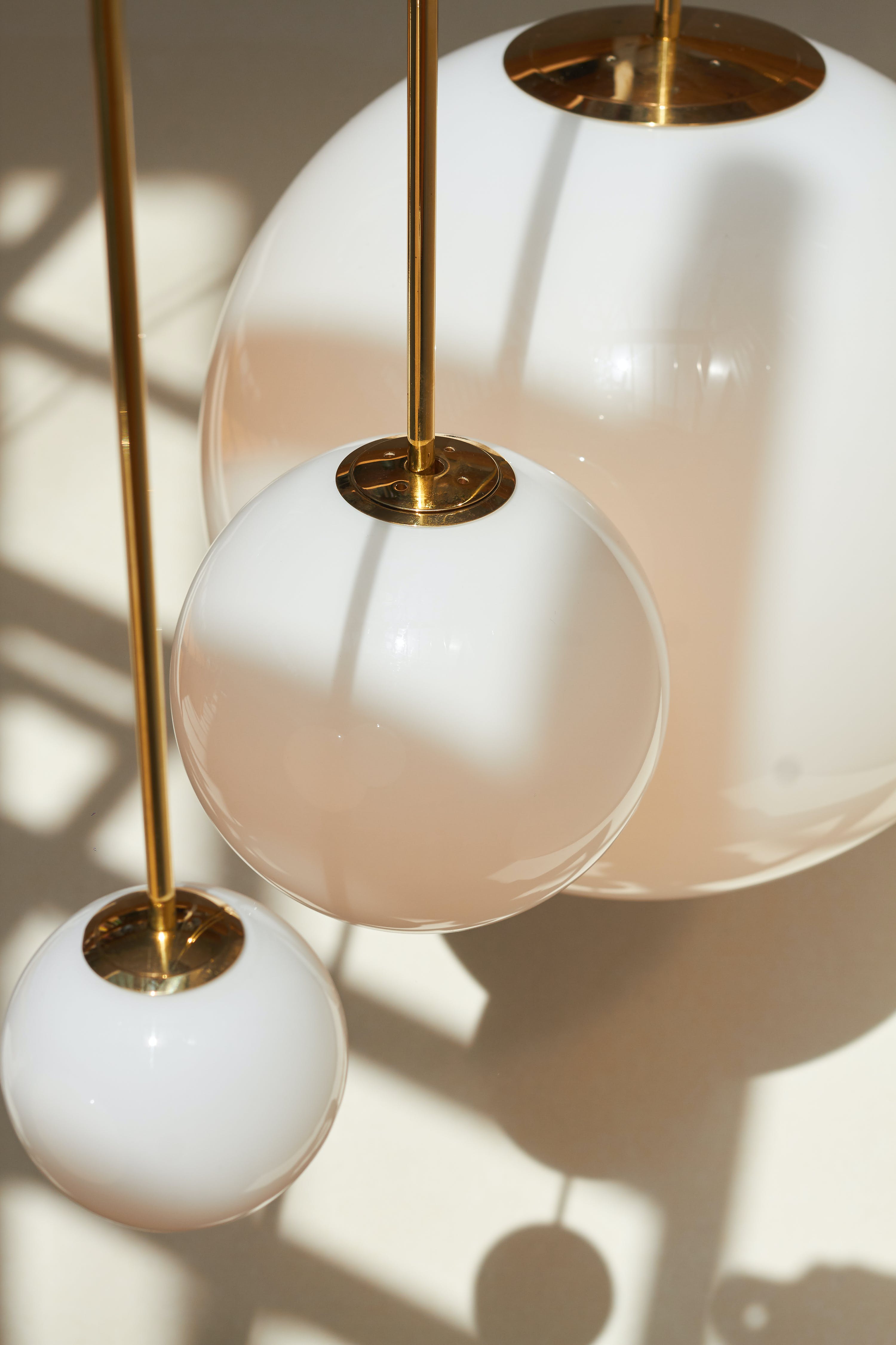 Vintage Brass Architectural Pendant Light - Industrial Style Ceiling Lamp for Kitchen, Dining Room & Bedroom Lighting