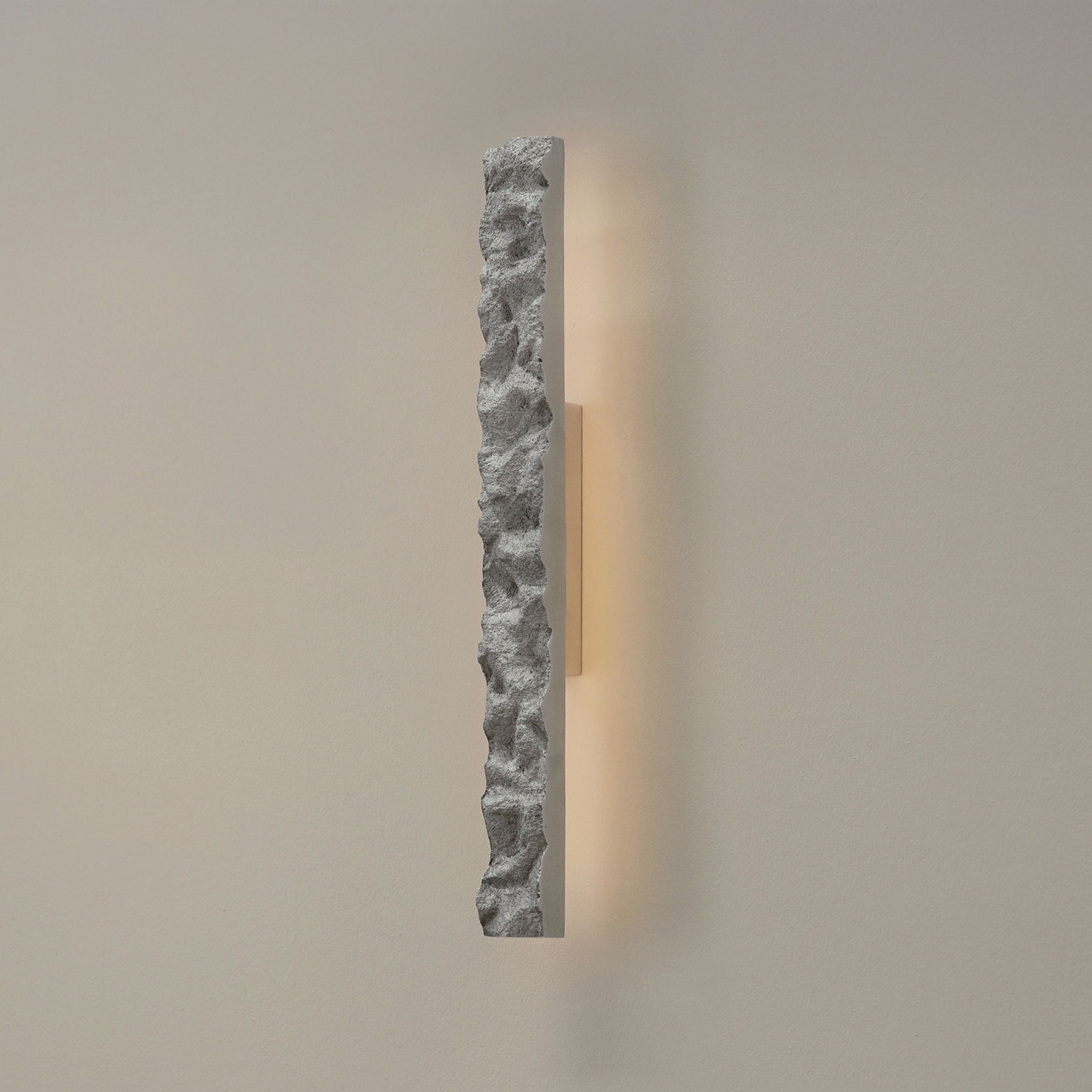BEN TOVIM DESIGN Carst Wall Sconce - Modern Aluminum Wall Light Fixture for Living Room, Bedroom & Hallway Decor