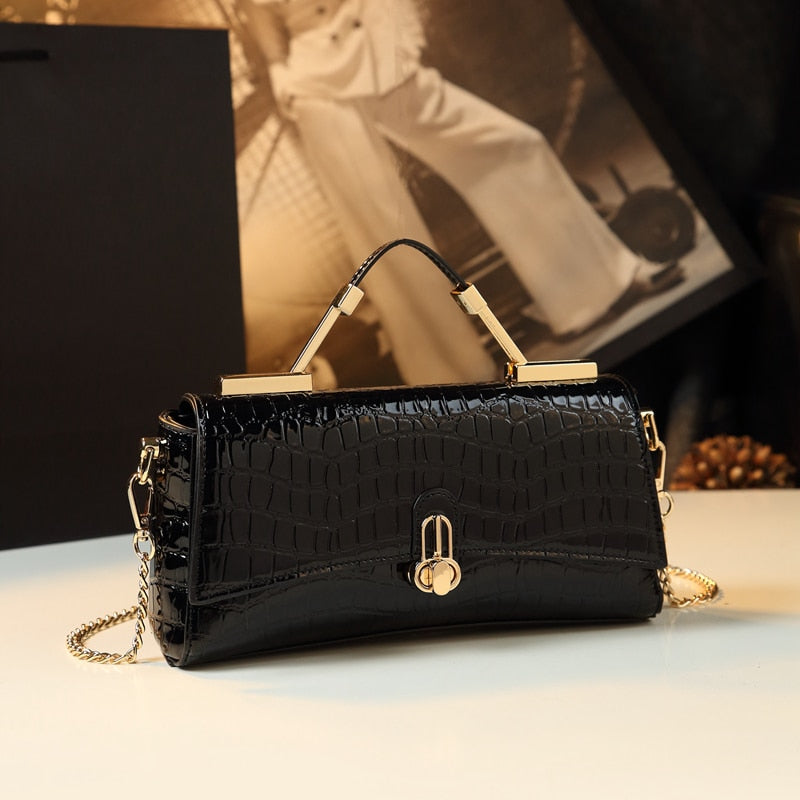 Stylish Women's Crocodile Print Shoulder Bag - Fashionable Crossbody Purse for Work, Travel & Everyday Use