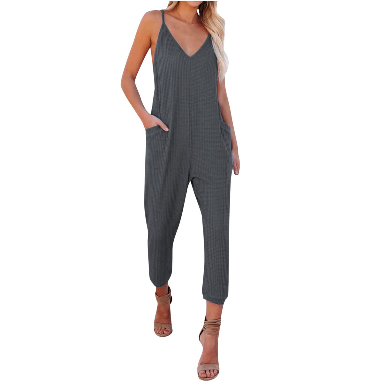 Women's Sleeveless Jumpsuit with Pockets - Trendy Casual Romper for Summer | Perfect for Beach Outings, Vacations & Everyday Wear