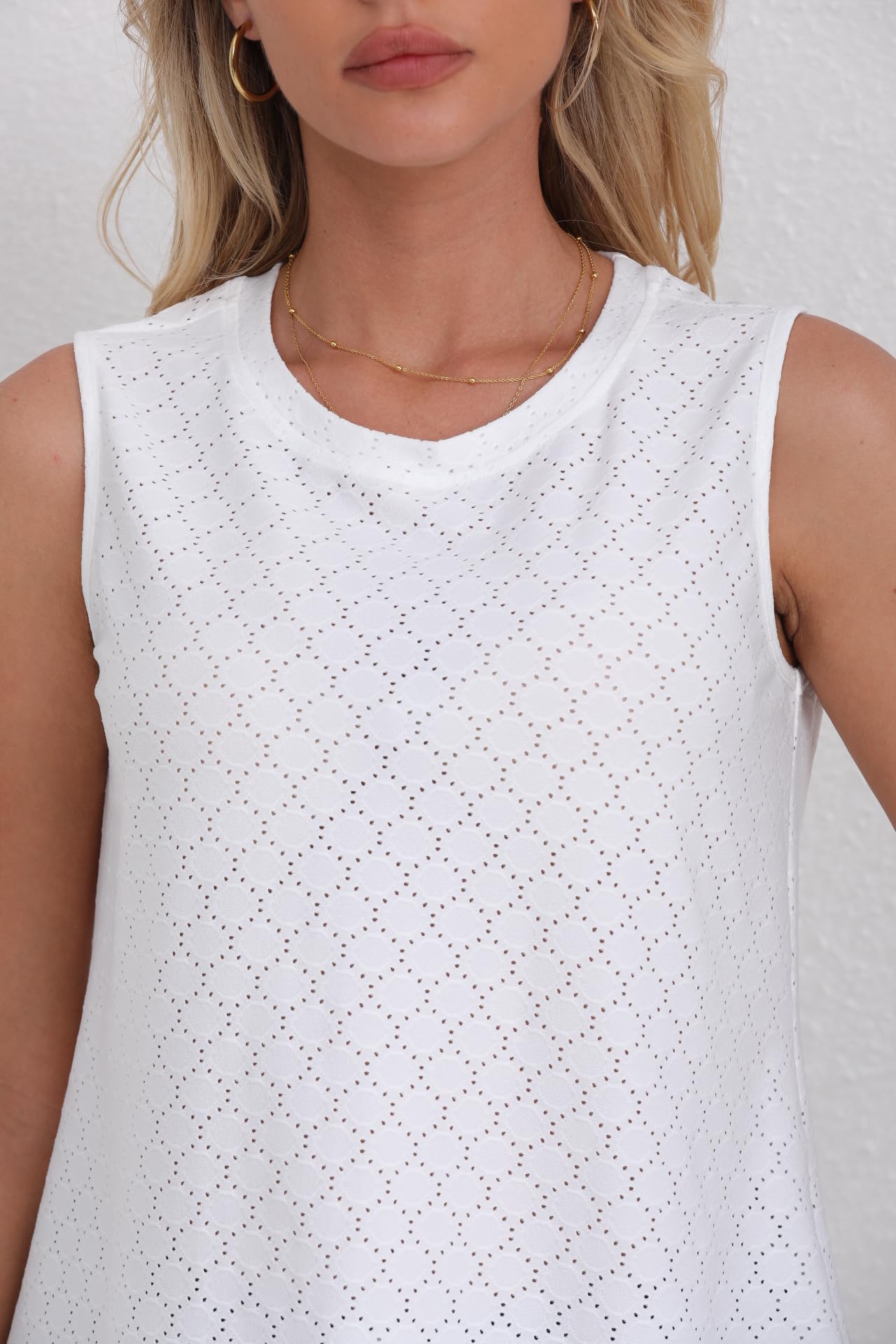 Women's Fashion Tank Tops - Crewneck Loose Fit Basic Y2K Style Sleeveless Shirts for Summer 2024 | Casual Going Out & Everyday Wear | Perfect for Beach, Gym, and Street Style Outfits