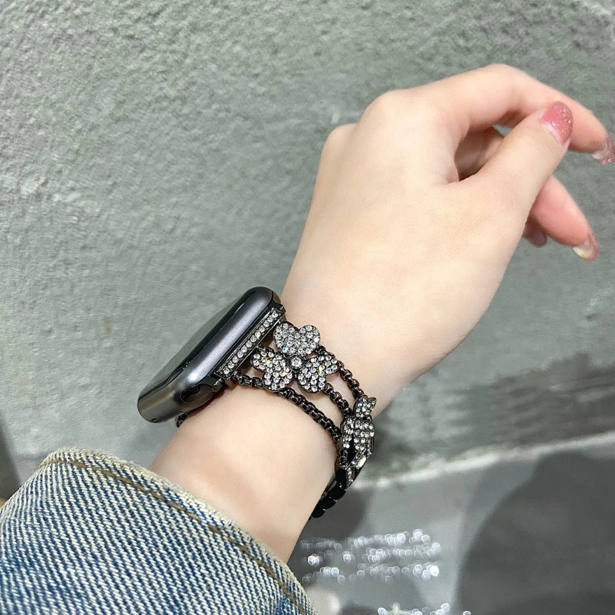 Elegant Rhinestone Bracelet with Gift Box - Perfect for Parties, Weddings & Special Occasions