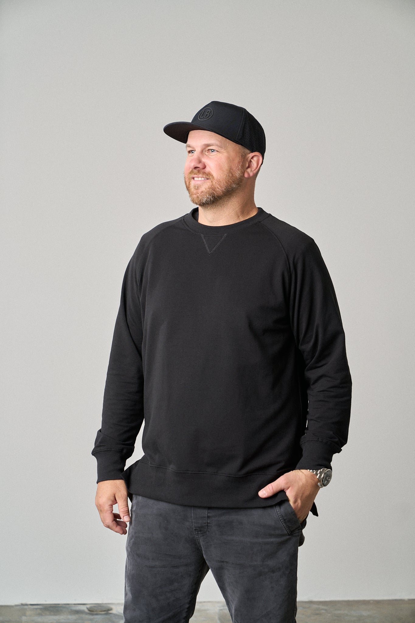 Men's Black Pullover Hoodie - Soft & Comfortable Fleece Sweatshirt for Casual Wear, Gym & Outdoor Activities