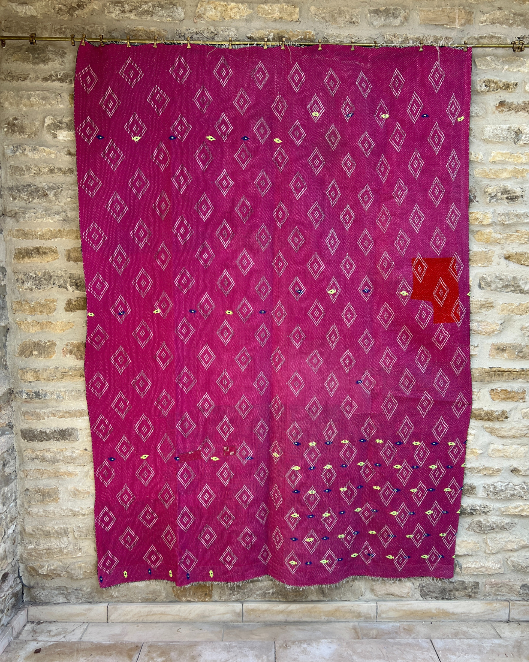 Handmade Midweight Kantha Quilt No. 799 - Traditional Indian Cotton Bedspread, Lightweight Blanket & Decorative Throw - Perfect for Bedroom, Sofa & Cozy Home Decor