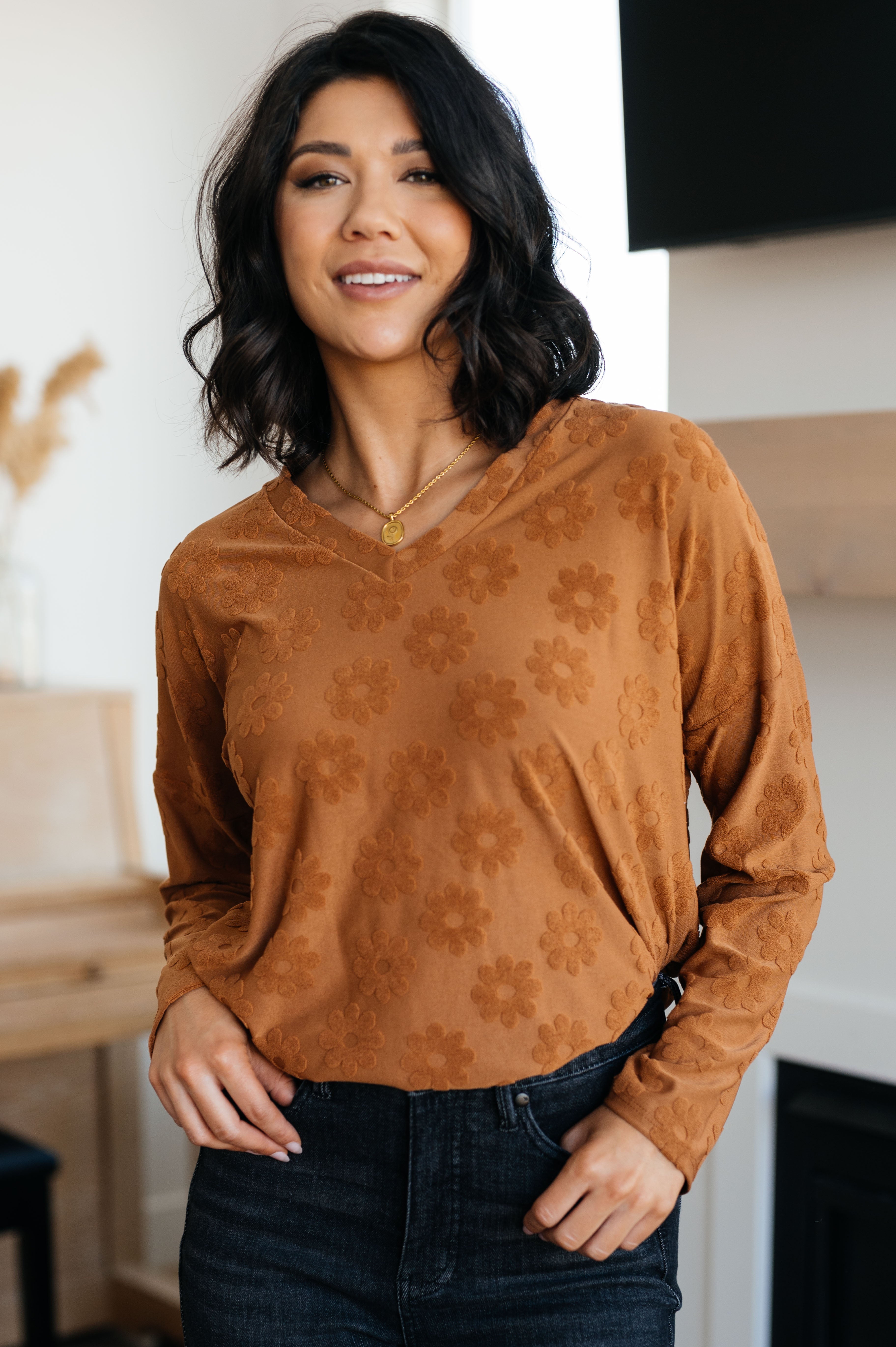 Stylish Perfect in Pansies V Neck Top for Women - Floral Print Summer Blouse for Casual Outings & Date Nights