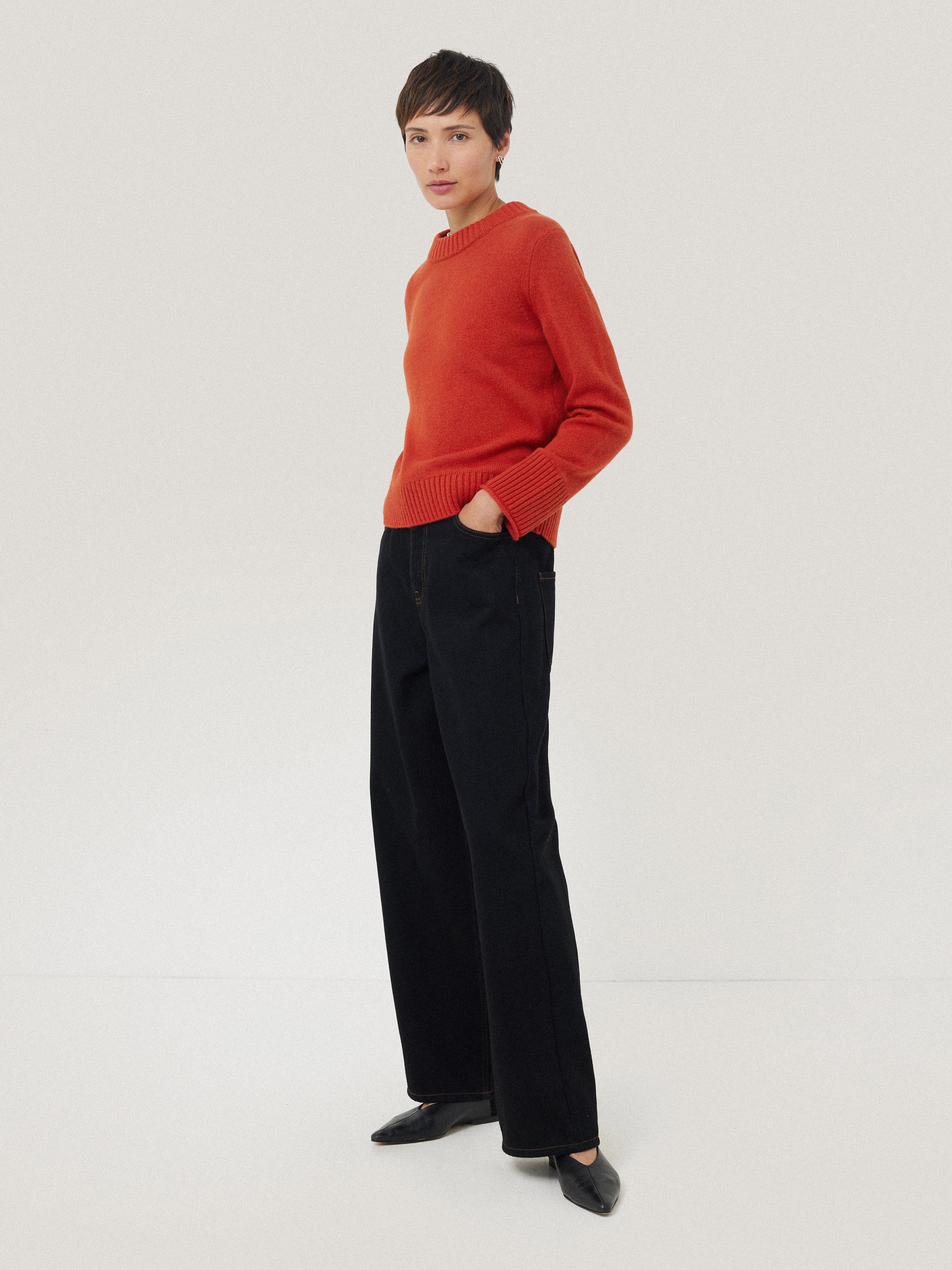 Premium Compact Wool Cashmere Blend Sweater for Women & Men - Soft & Warm Winter Pullover - Perfect for Office, Travel & Casual Wear (Orange)