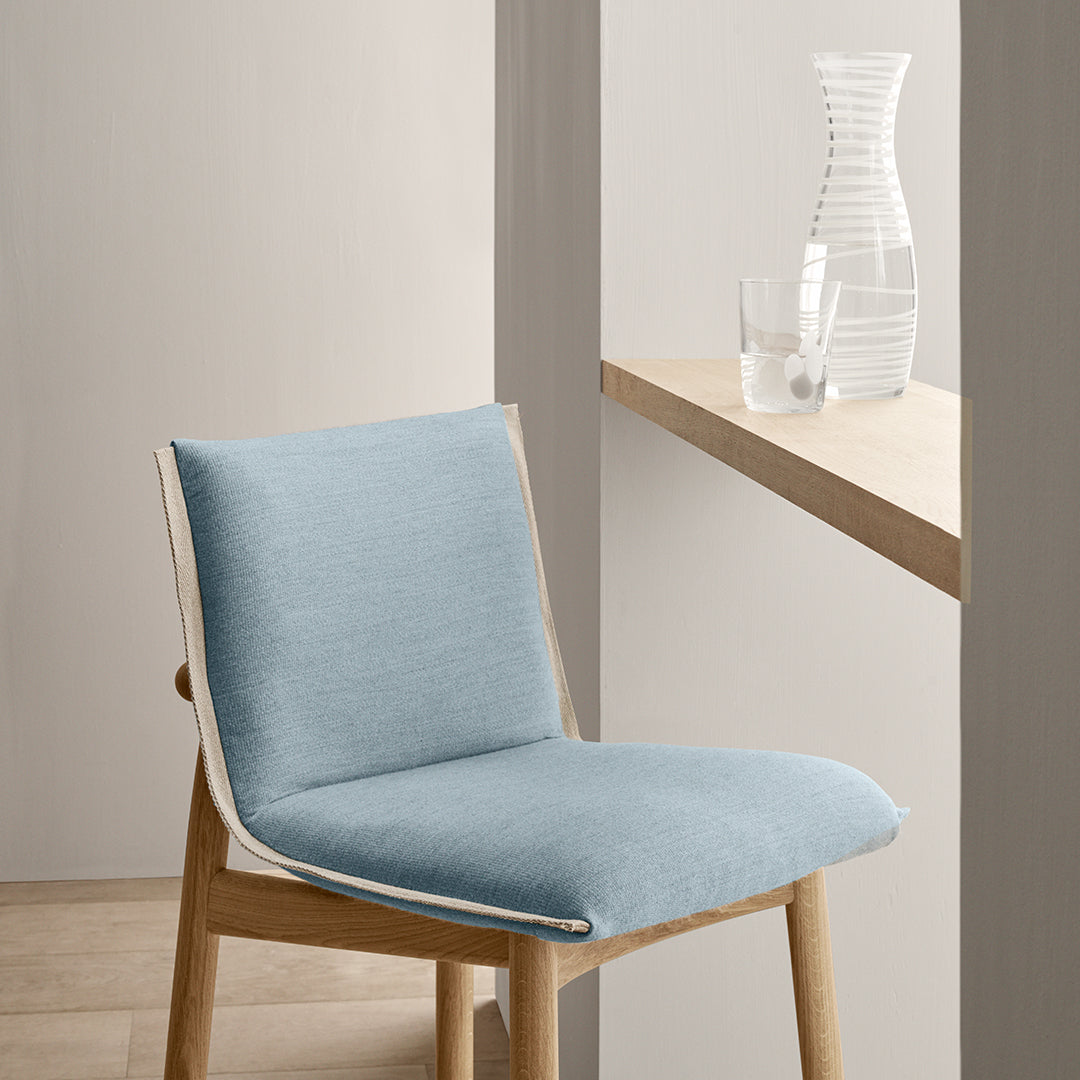 E006 Modern Embrace Bar Stool - Adjustable Height Counter Stool with Backrest for Kitchen Island, Breakfast Bar & Home Decor - Comfortable & Stylish Seating Solution
