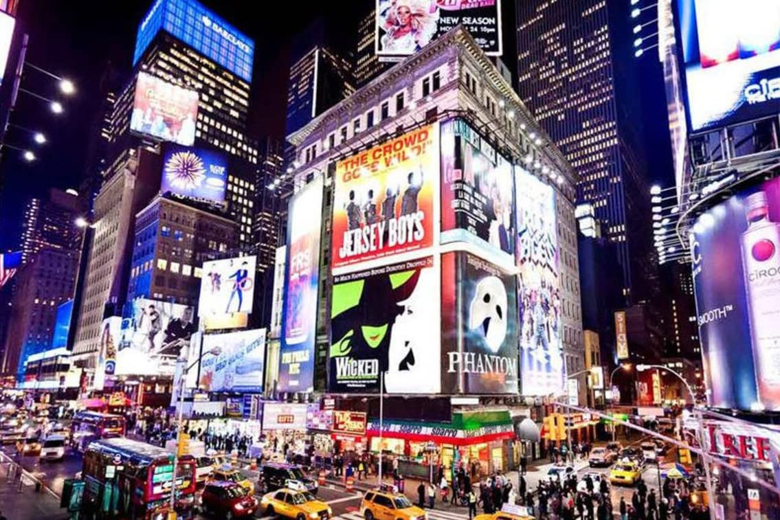 500-Piece New York City Wooden Jigsaw Puzzle for Adults, Teens & Kids - Brain Teaser Educational Game for Family Activities, Relaxation & Home Decor (Perfect for Gifts, Parties & Stress Relief)