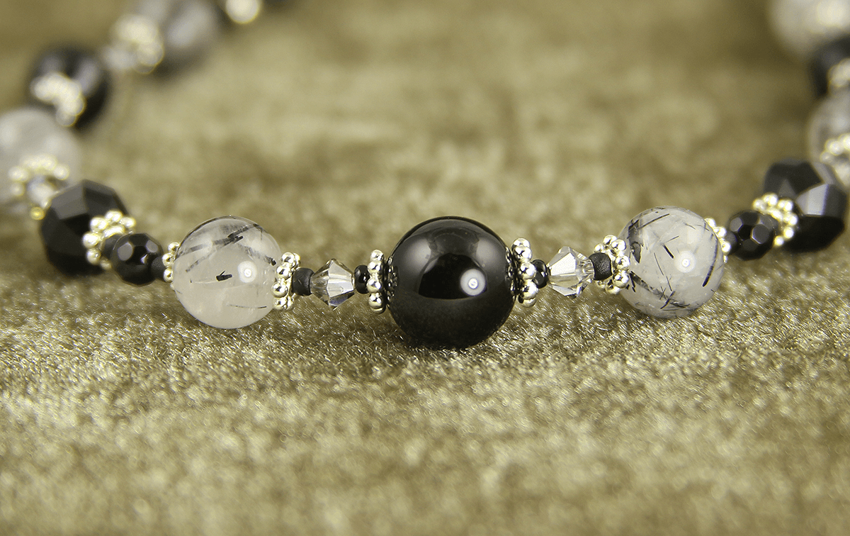 Black Onyx Quartz Gemstone Necklace for Women - Elegant Healing Crystal Jewelry for Protection & Positive Energy | Perfect for Meditation, Yoga & Spiritual Gifts