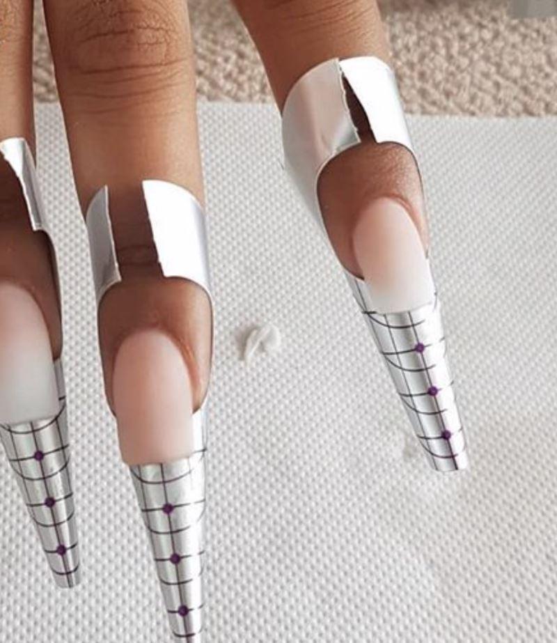 Premium Platinum Nail Forms for Professional Nail Extensions - DIY Acrylic & Gel Nail Art Kit - Perfect for Salon, Home Manicure & Nail Art Enthusiasts