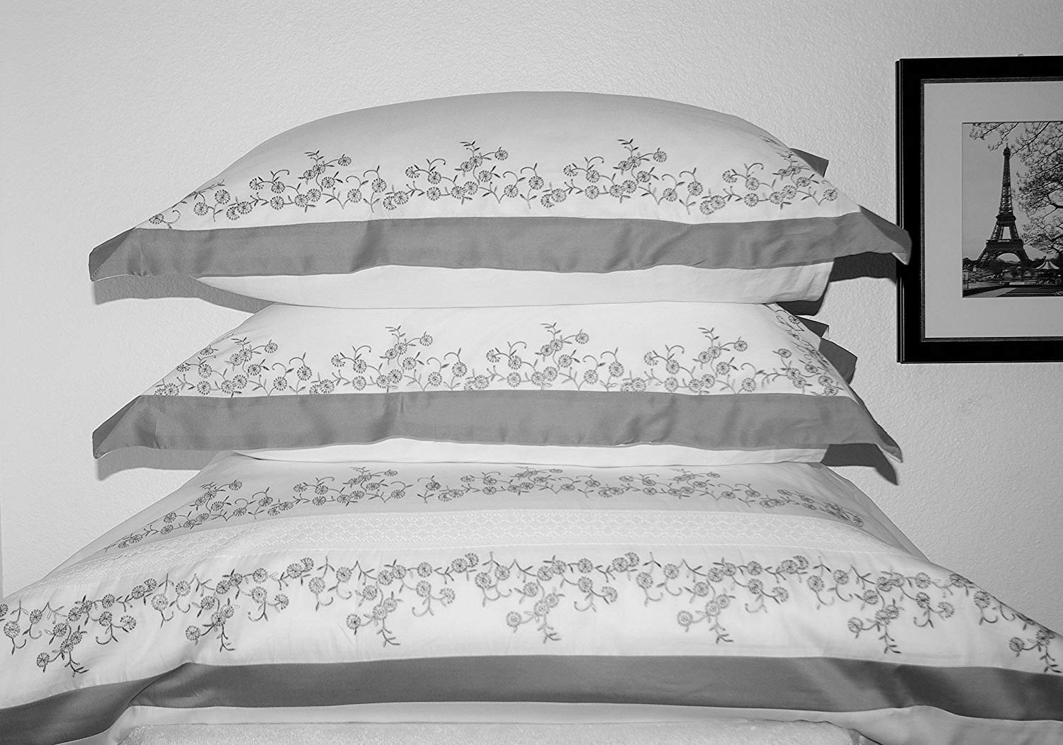 Royal Hotel Luxury 4-Piece King/Cal-King Comforter Set - 100% Cotton 300 Thread Count Gray & White Embroidered Bedding for Master Bedroom & Guest Room