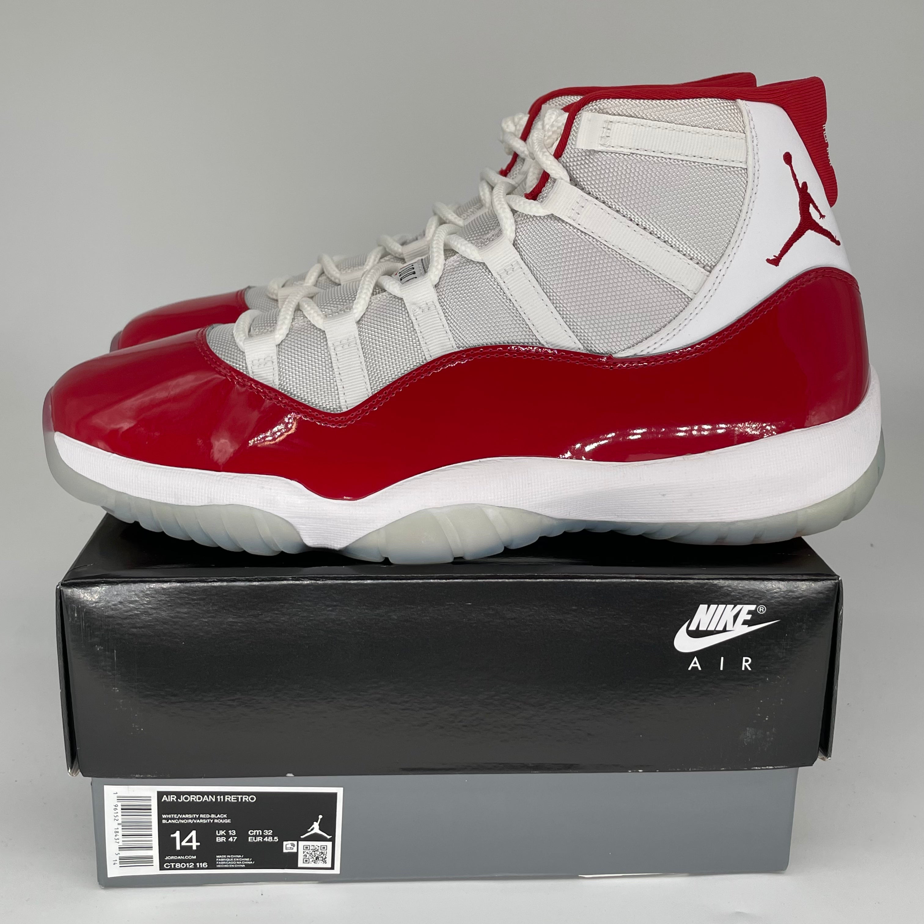 AIR JORDAN 11 Retro 