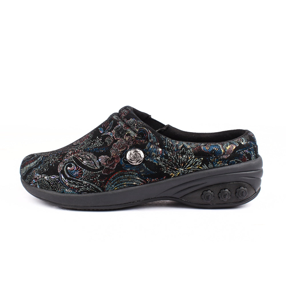Molly Women's Comfortable Leather Clogs - Soft Slip-On Shoes for Women - Casual House Slippers & Garden Shoes for Walking, Errands, and Relaxing at Home