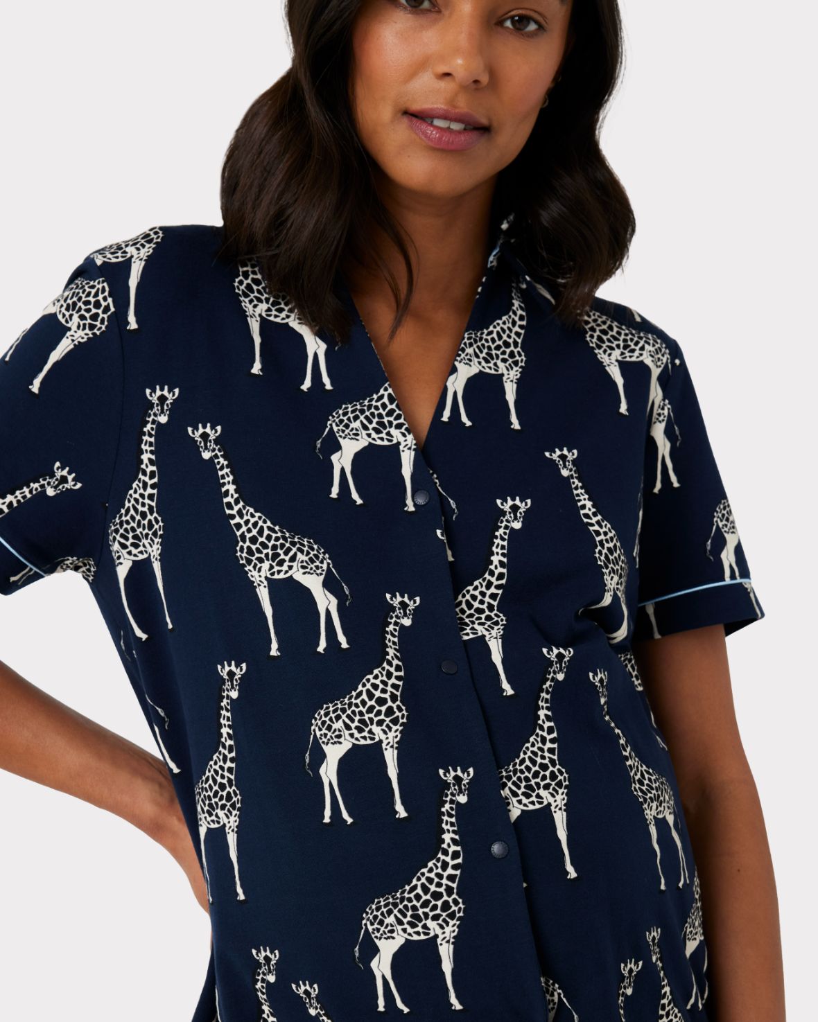 Organic Cotton Maternity Pajama Set with Giraffe Print - Navy Blue | Comfortable Sleepwear for Pregnant Women | Perfect for Relaxing at Home & Maternity Photoshoots