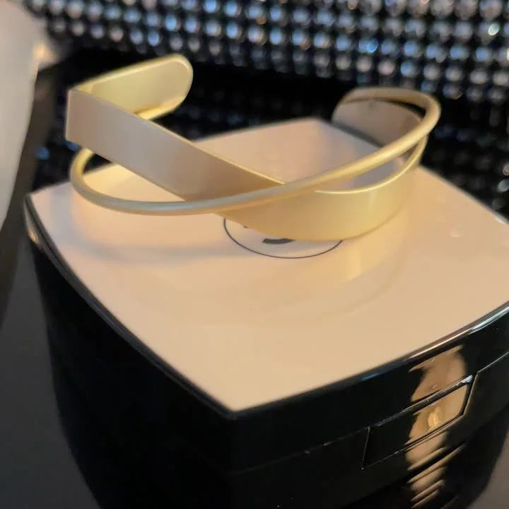 Luxury Matte Finish Mobius Bangle Bracelet - Gold/Silver Stackable Cuff for Women | Elegant Minimalist Jewelry Gift for Birthday, Anniversary & Special Occasions