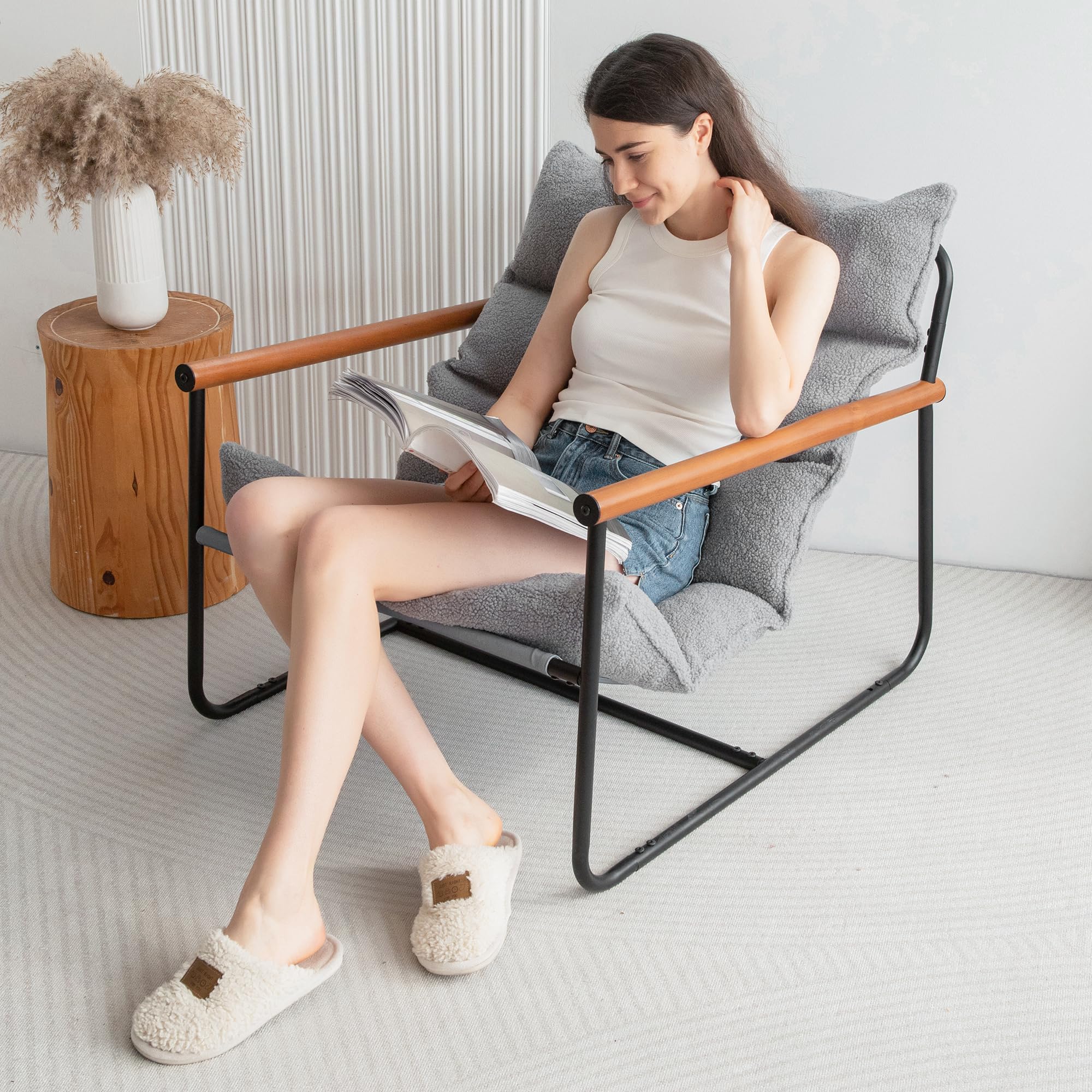 MAXYOYO Sherpa Accent Chair - Plush Boucle Armchair for Living Room, Cozy Reading Chair, Modern Bedroom Seating in Grey | Perfect for Small Spaces, Home Office & Nursery Decor