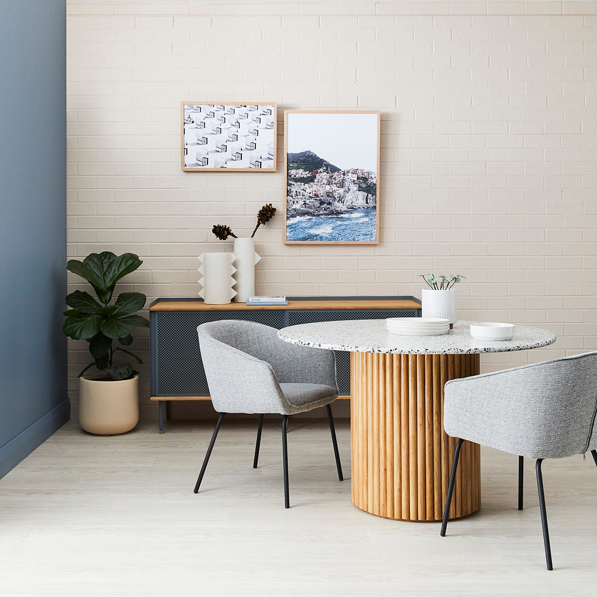 Cosmos Solid Oak & Terrazzo Dining Table - 120cm Round Modern Kitchen Table for Small Spaces | Perfect for Breakfast Nook, Apartment Dining, and Cozy Family Meals