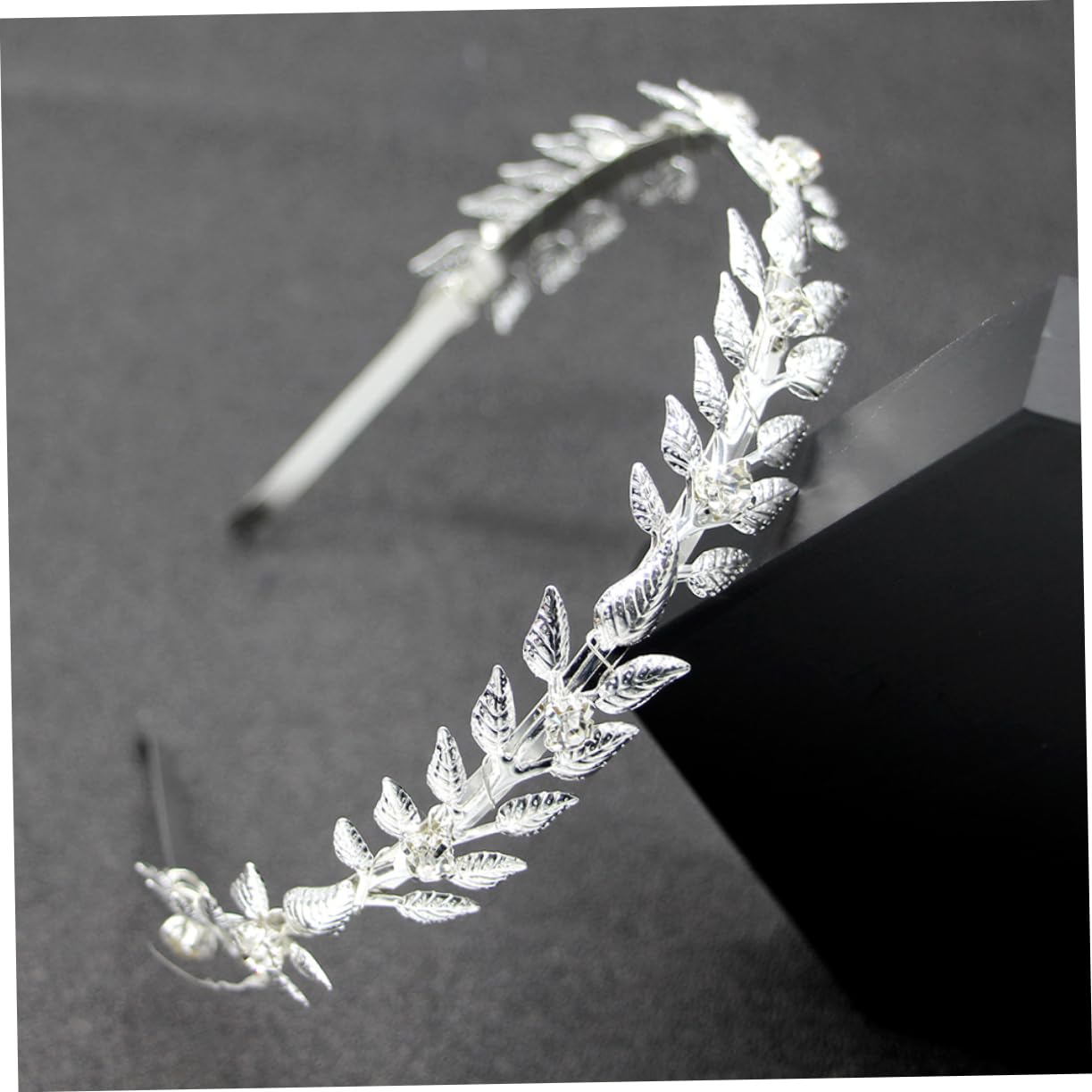 Elegant Silver Wedding Flower Crown Tiara Headband for Bride - Perfect for Bridal Ceremonies, Photos & Special Occasions