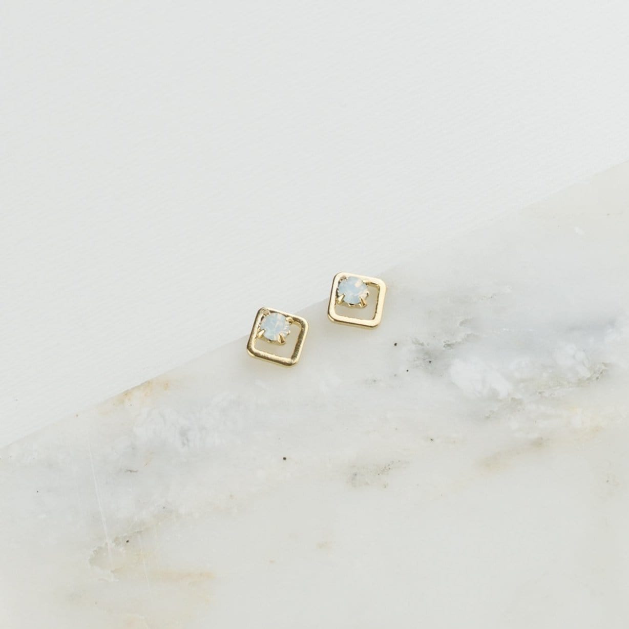 Swarovski Crystal Diamond Stud Earrings for Women - Elegant & Hypoallergenic Jewelry for Weddings, Parties & Everyday Wear