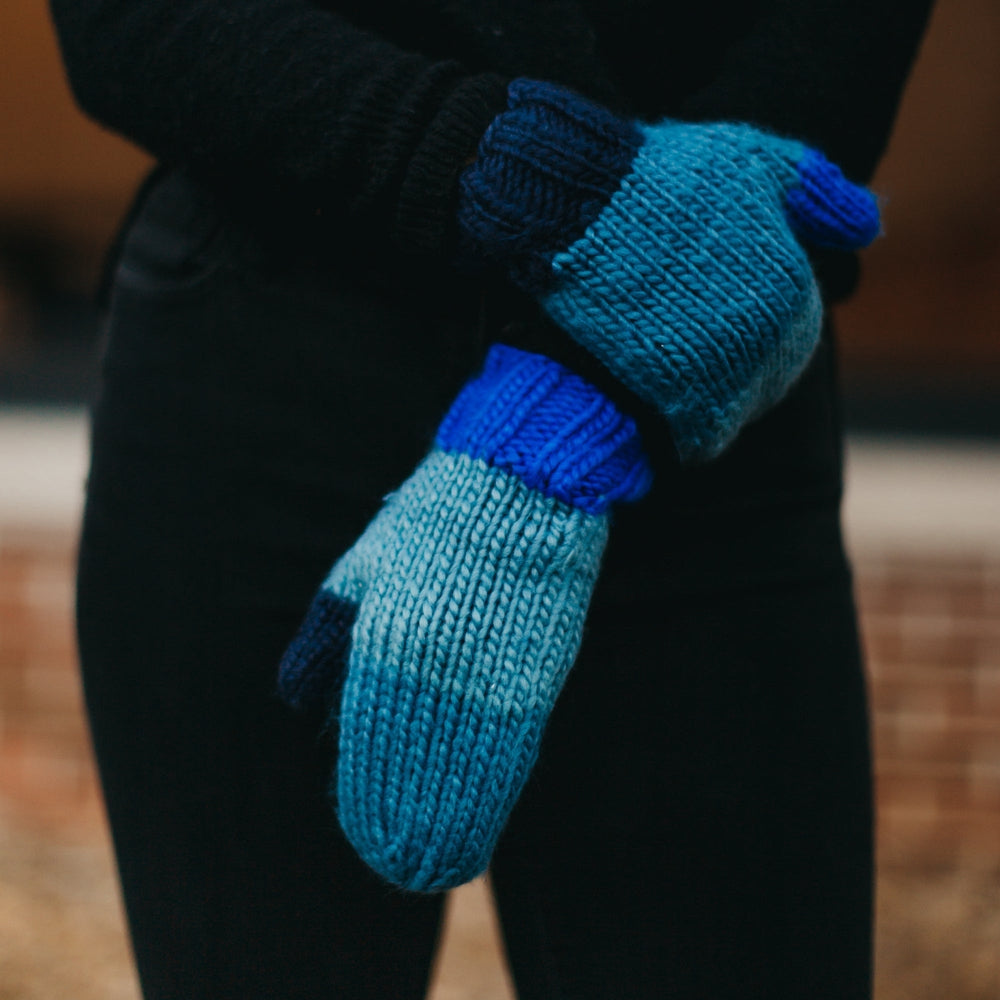 CURE Winter Gloves for Men & Women - Warm Fleece Lined Mittens (Blue) - Perfect for Skiing, Snowboarding & Outdoor Activities