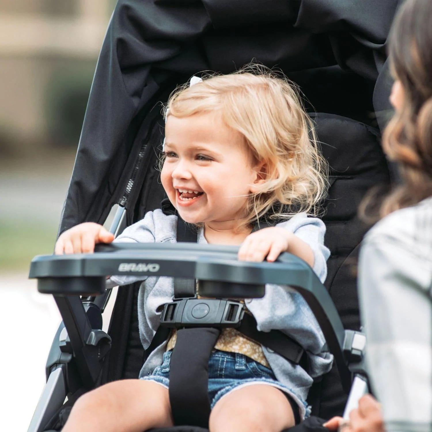 Chicco Bravo Trio 3-in-1 Travel System Stroller with Car Seat & Base - Brooklyn Design | Perfect for Newborns, Infants & Toddlers | Ideal for Shopping, Travel & Daily Outings