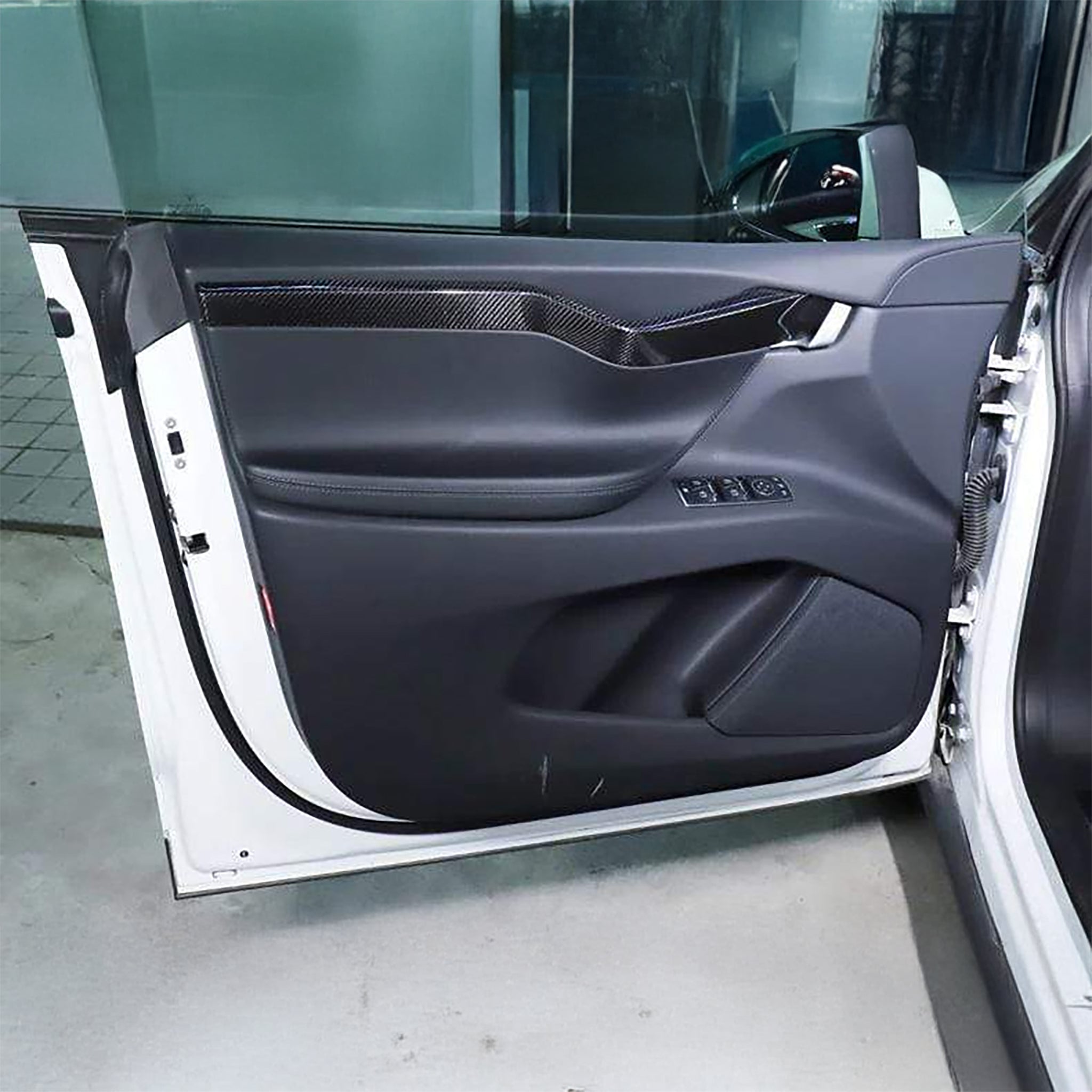Premium Real Carbon Fiber Door Trims for Tesla Model X (2015-2021 Pre-Refresh) - Interior Upgrade & Luxury Style Enhancement for Car Enthusiasts