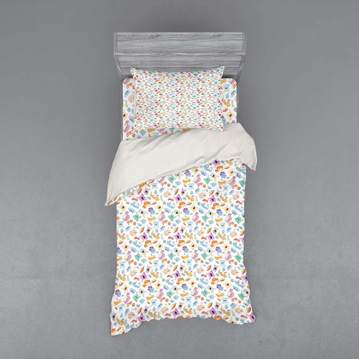 Ambesonne Alien Duvet Cover Set - Monsters, Aliens, Planets & UFOs Astronomy Theme 3-Piece Twin XL Bedding Set with Sham & Fitted Sheet | Perfect for Sci-Fi Lovers, Kids Room & Space Themed Decor
