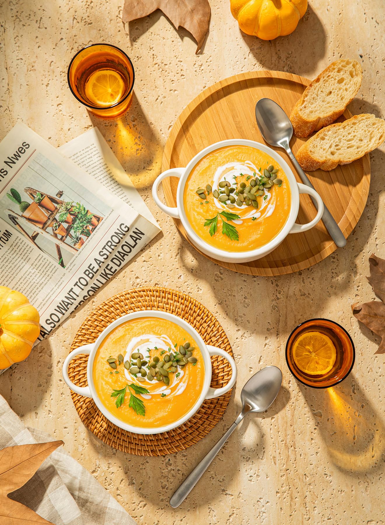 Sweese Porcelain Soup Bowls with Handles - 20oz French Onion Soup Bowls Set of 4, Oven & Microwave Safe, Stackable Serving Bowls for Chili, Beef Stew, Pasta - Dishwasher Safe White Porcelain Bowls - Perfect for Family Dinners, Restaurant Serving & Holiday Gifts