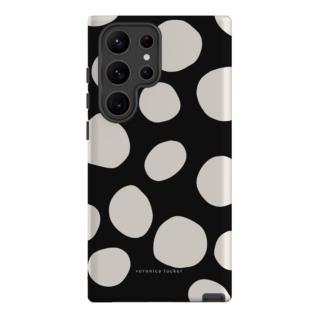 Premium Pebbles Noir Phone Case - Slim Protective Cover for iPhone & Samsung - Perfect for Everyday Use, Travel & Outdoor Activities