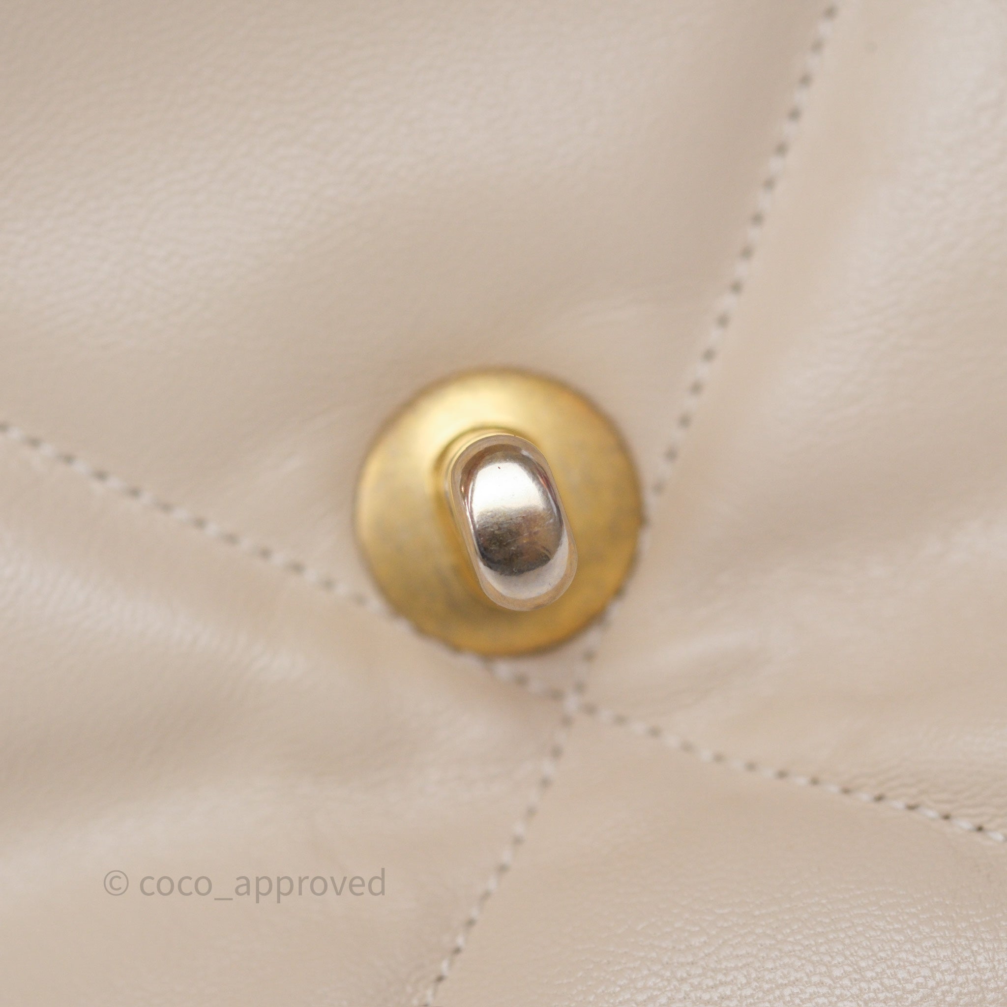 Chanel 19 Small Handbag in Light Beige with Mixed Hardware - Luxury Designer Shoulder Bag for Women, Perfect for Everyday Use & Special Occasions