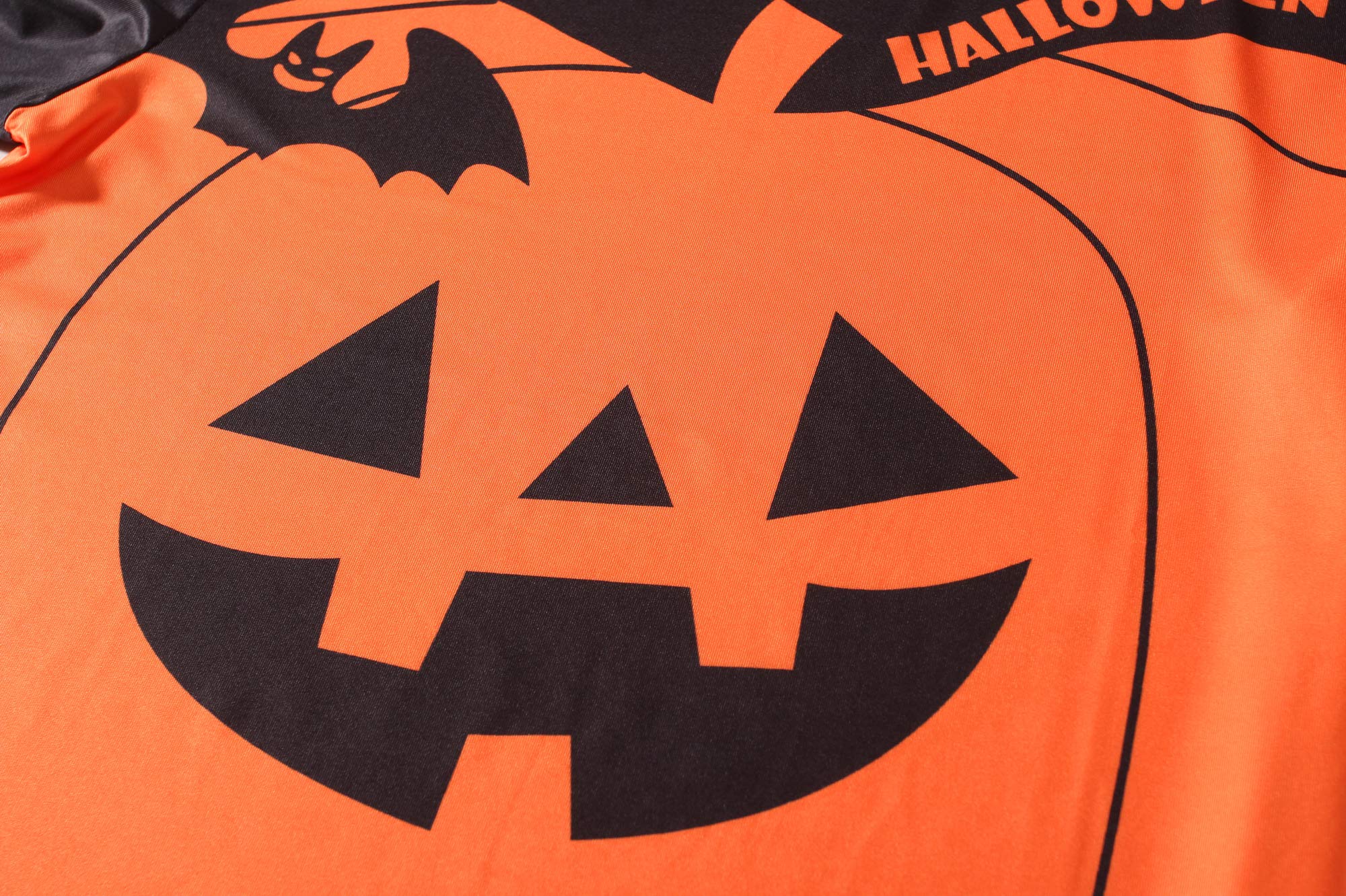SSLR Men's Halloween T-Shirt - Short Sleeve Skeleton & Pumpkin Graphic Tee - Fun Casual Crewneck Shirt for Halloween Parties & Costume Events