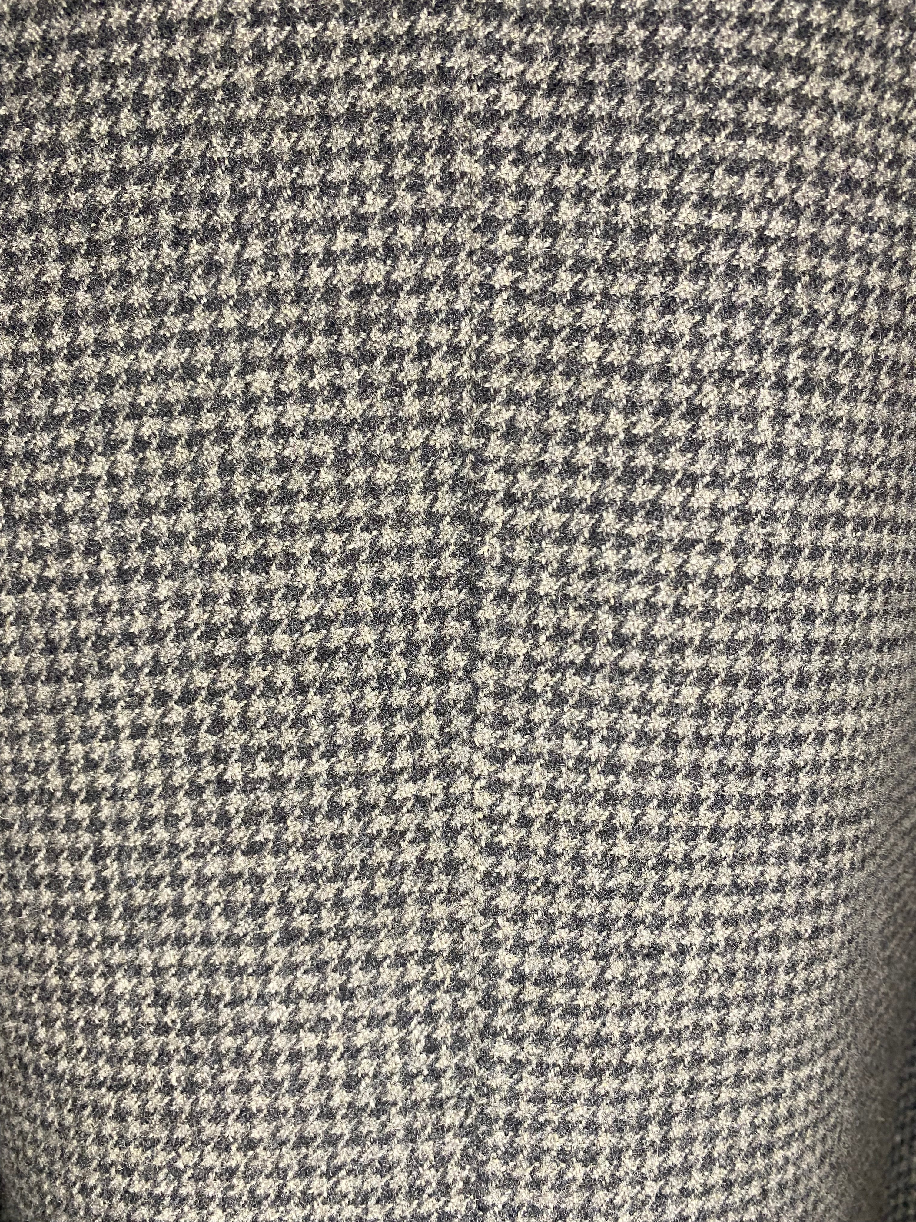 Stylish Houndstooth Wool Jacket for Women & Men - Classic Checkered Pattern, Warm Winter Coat - Perfect for Office, Dating & Outdoor Activities