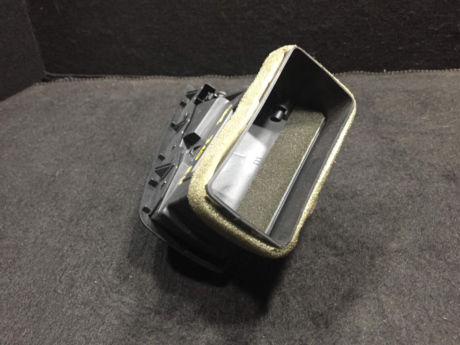 2003-2007 Cadillac CTS Left Driver Side AC Heater Vent Replacement - OEM Quality Dash Air Vent for Improved Cabin Comfort | Perfect for AC Repairs & Climate Control System Maintenance