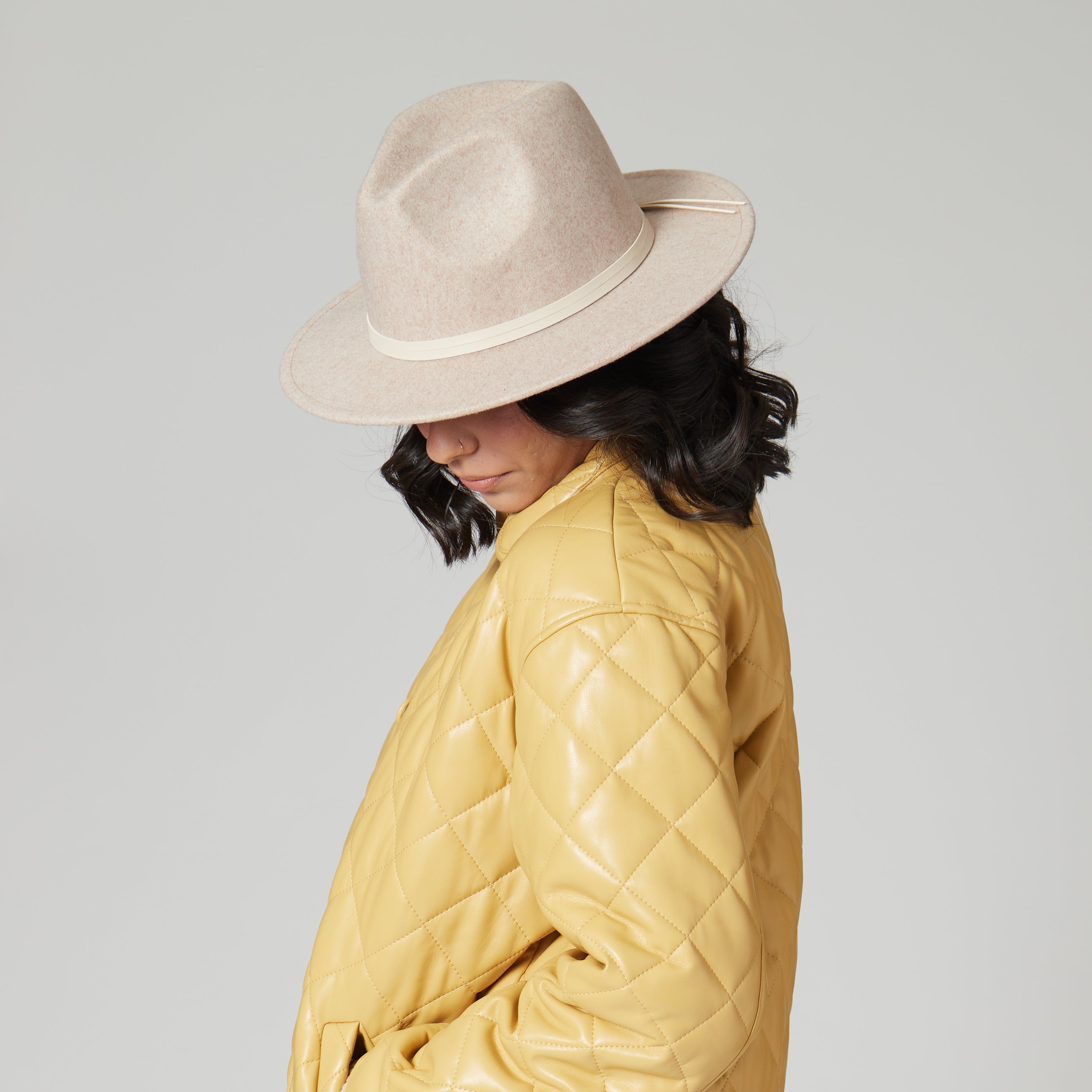 Stylish Women's Faux Felt Fedora Hat with Genuine Leather Band - Perfect for Outdoor Events, Travel & Fashion Accessories