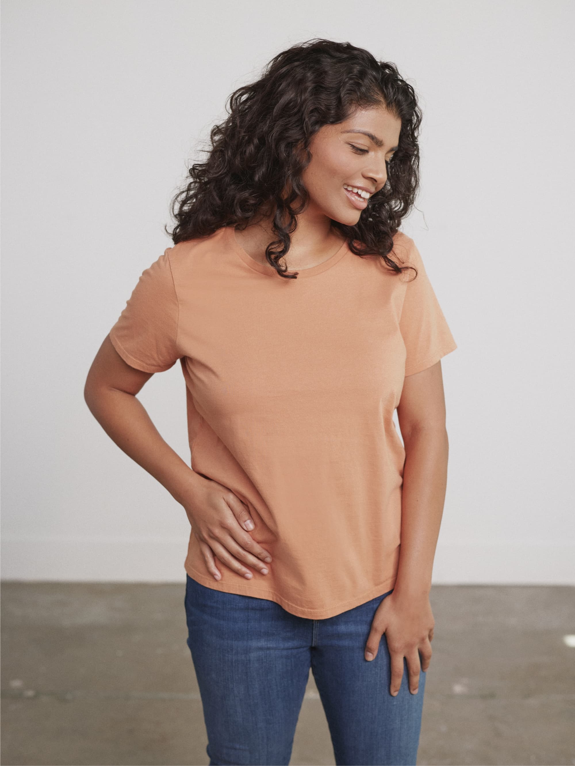 Organic Cotton Crewneck T-Shirt for Men & Women - Soft, Breathable & Eco-Friendly - Perfect for Casual Wear, Gym & Everyday Outfits