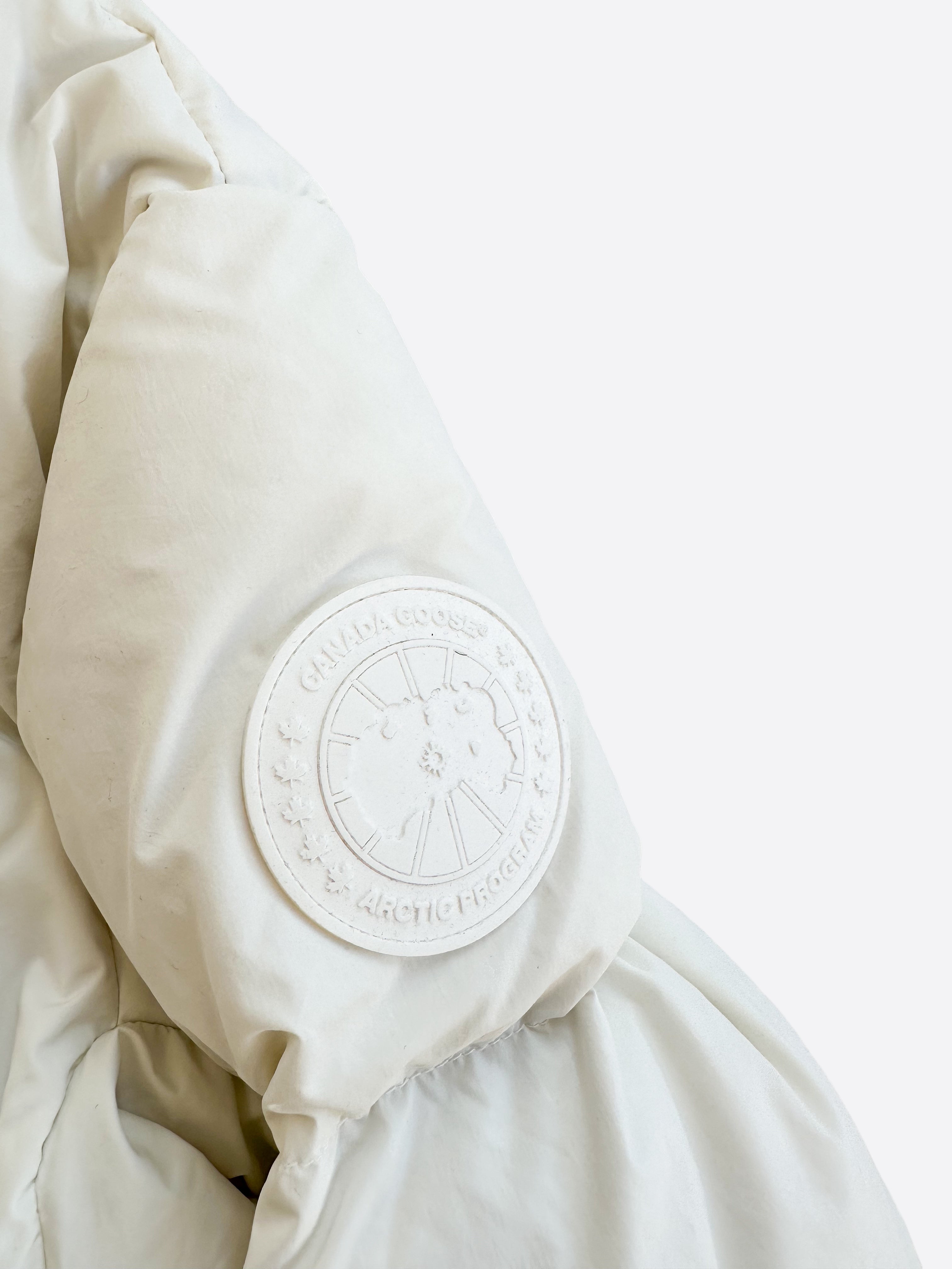 Canada Goose Everett Men's Jacket - White Pastel | Premium Winter Coat for Outdoor Activities & Urban Style