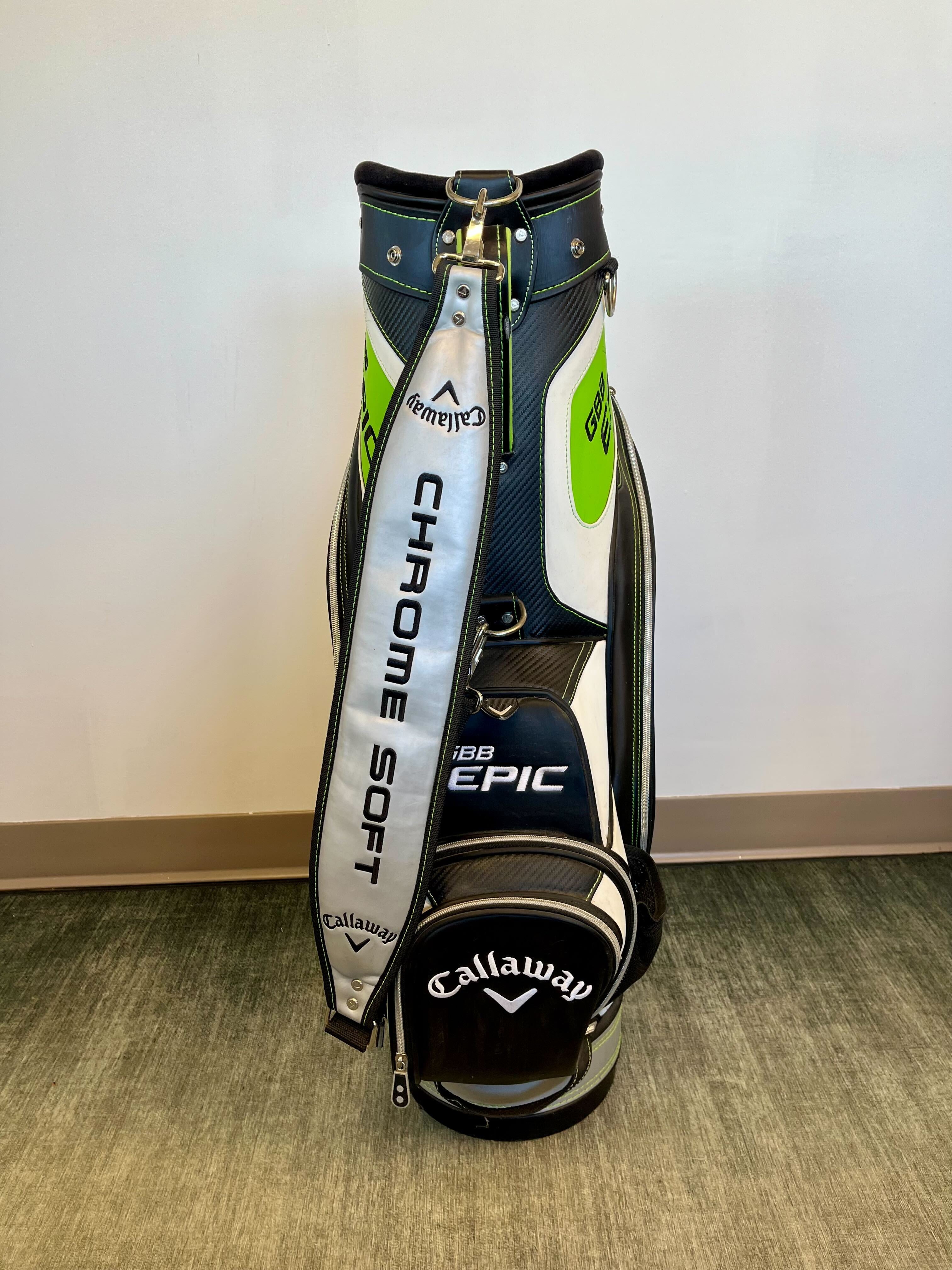 Callaway GBB Epic Staff Cart Golf Bag - 3 Dividers & 7 Pockets with Adjustable Strap & Rain Cover - Perfect for Golf Tournaments & Club Storage