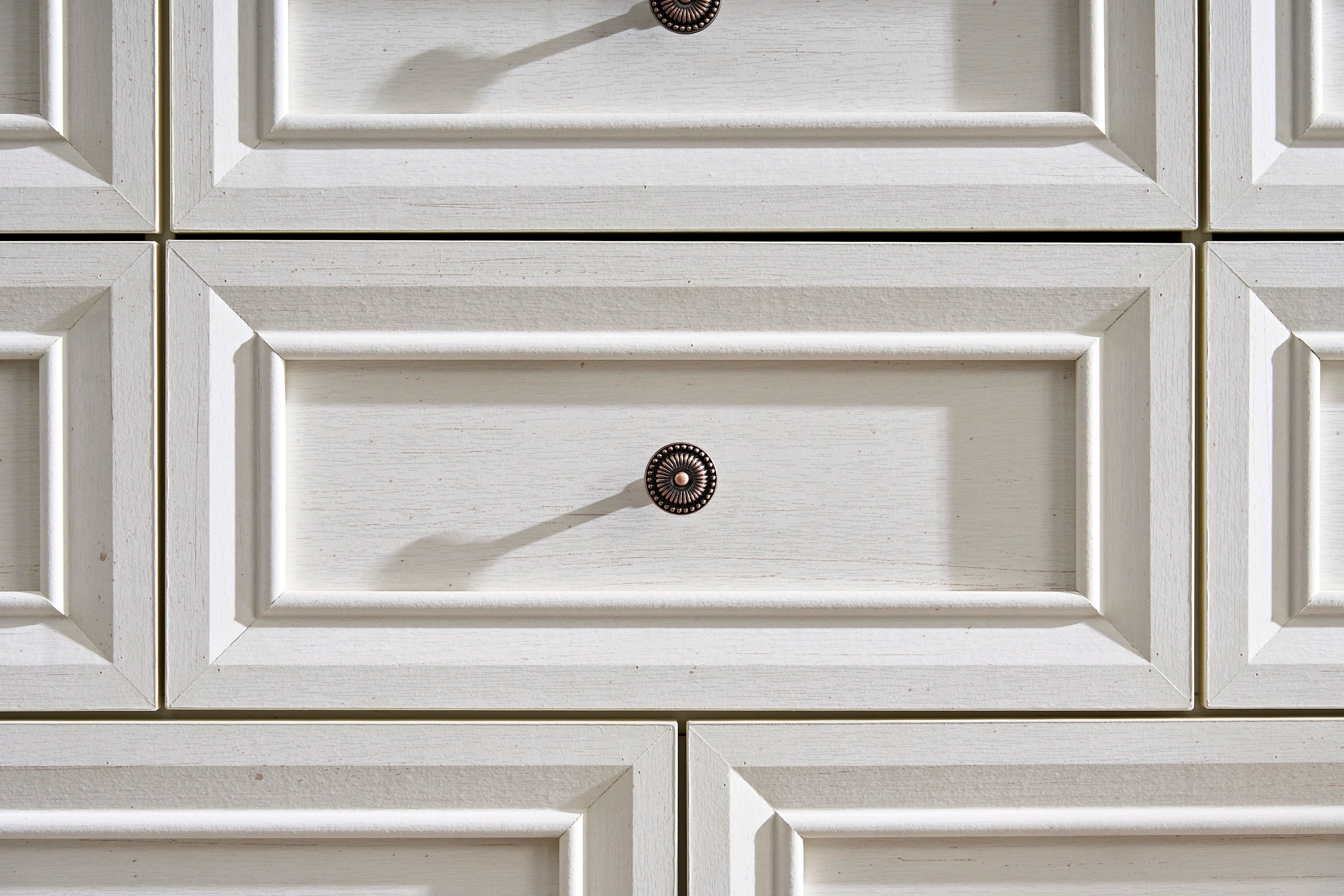 10-Drawer Wooden Dresser Chest with Rustic Base & Riser Trim - Bedroom Storage Dresser for Clothes, Linens & Accessories | Perfect for Master Bedroom, Guest Room & Living Room Organization