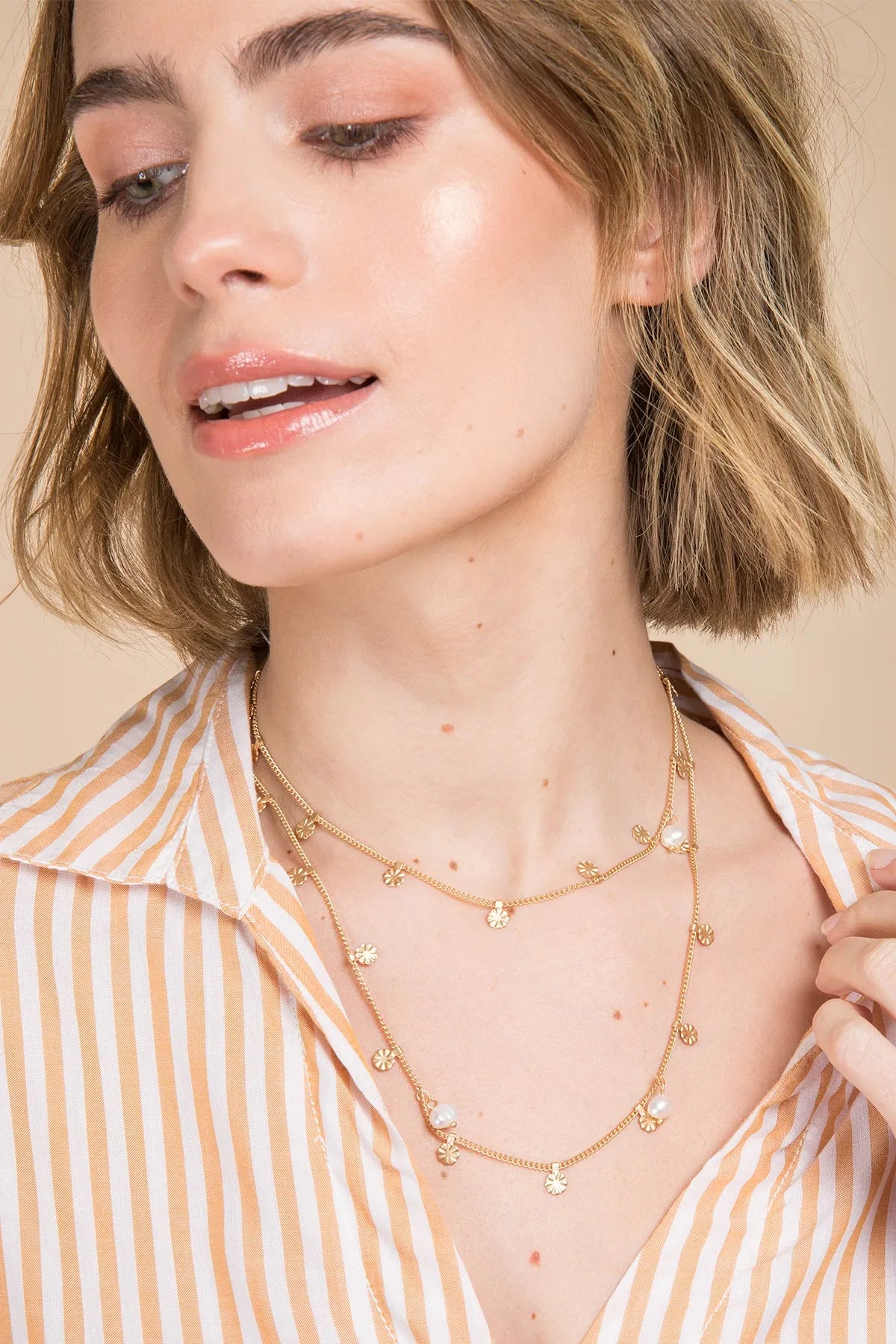 Elegant Pearl Charm Chain Necklace for Women - Dainty Layering Jewelry Gift for Birthday, Anniversary & Valentine's Day - Perfect for Everyday Wear, Date Nights & Special Occasions