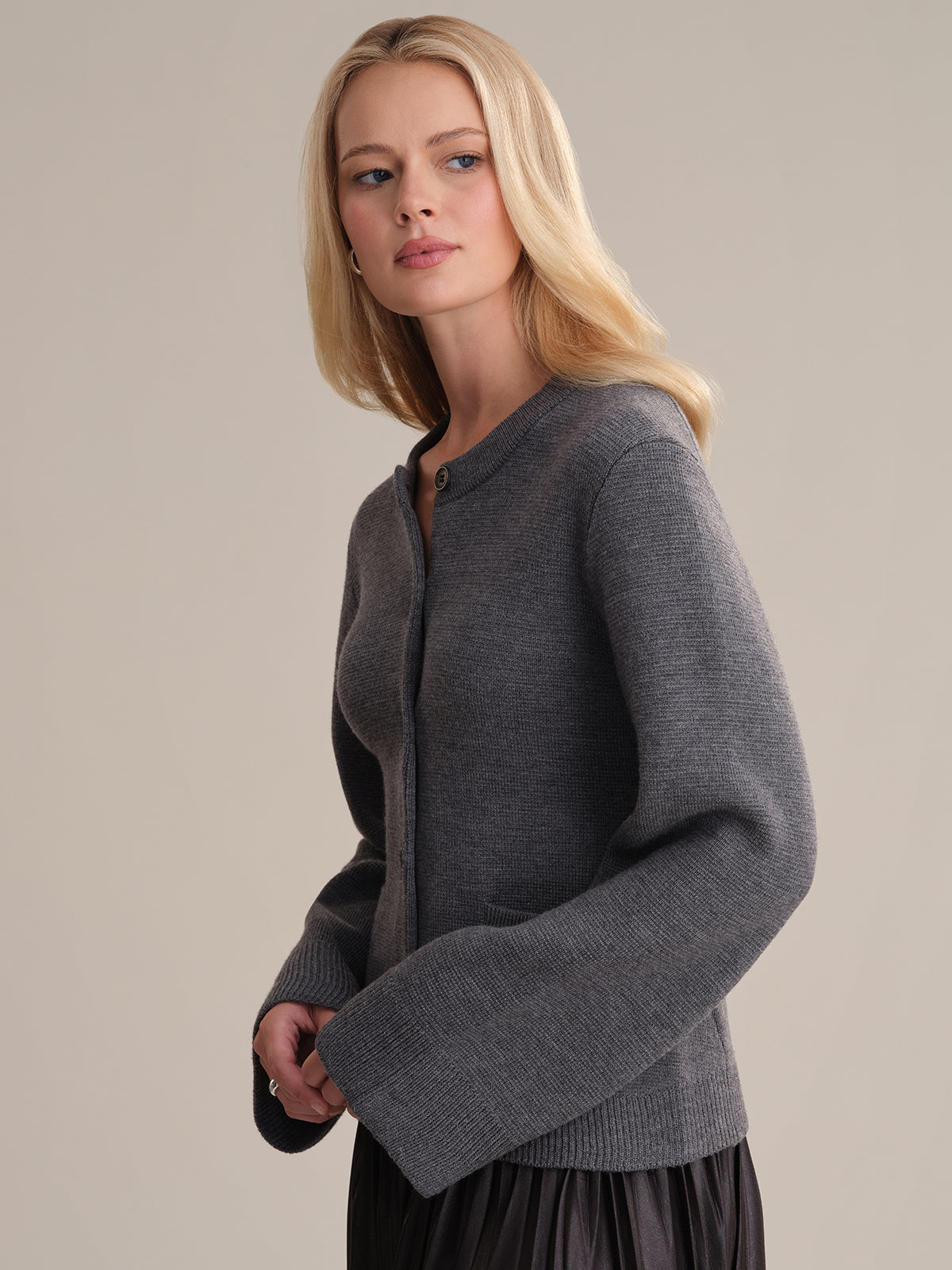 Premium Wool Cardigan for Women - Soft & Warm Winter Knit Sweater - Cozy Office & Casual Outfit Essential