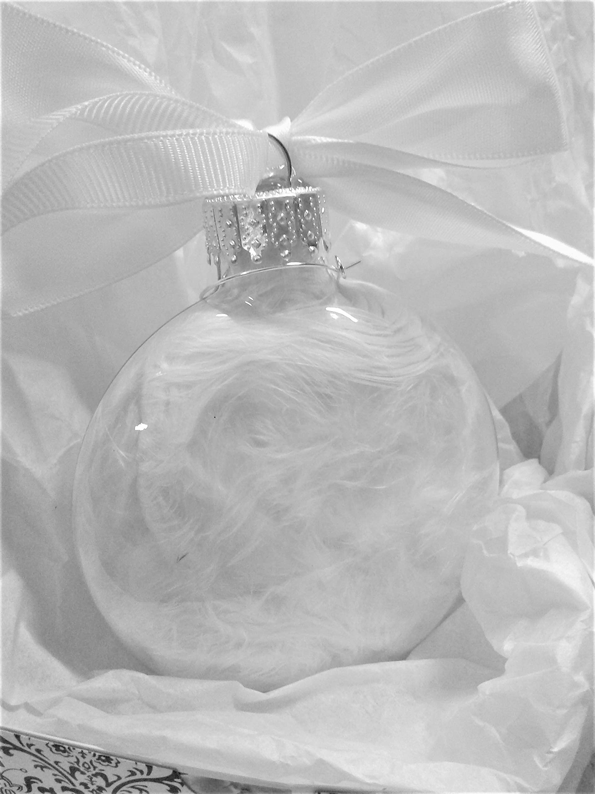Memorial Ornament for Mom - Sympathy Gift with 'I Used to Be Her Angel' Engraved Charm - Perfect for Funeral, Memorial Service & Mother's Day Remembrance