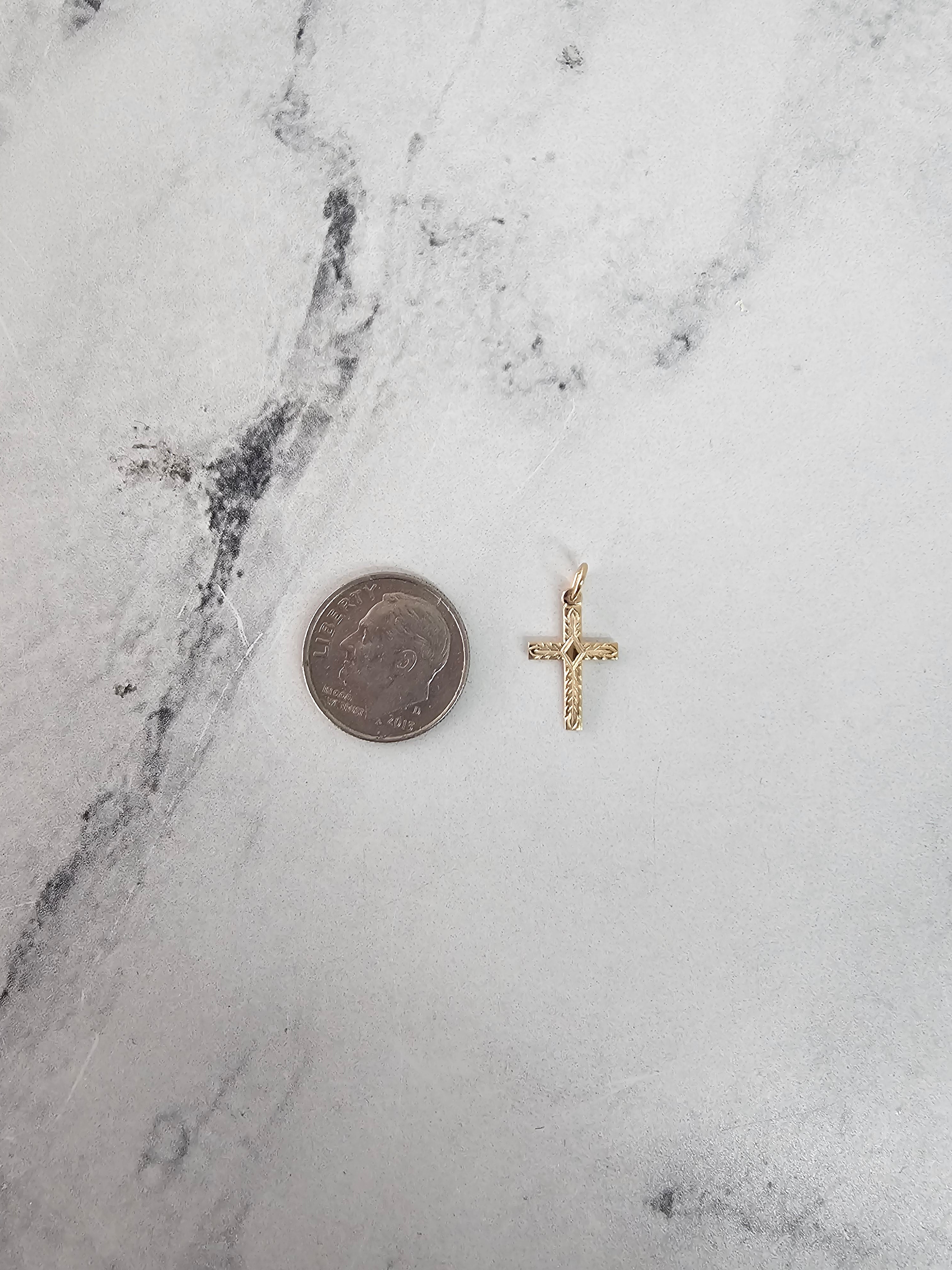 Vintage Style Diamond Cross Pendant Necklace - Elegant Jewelry Gift for Women, Perfect for Christmas, Valentine's Day & Special Occasions