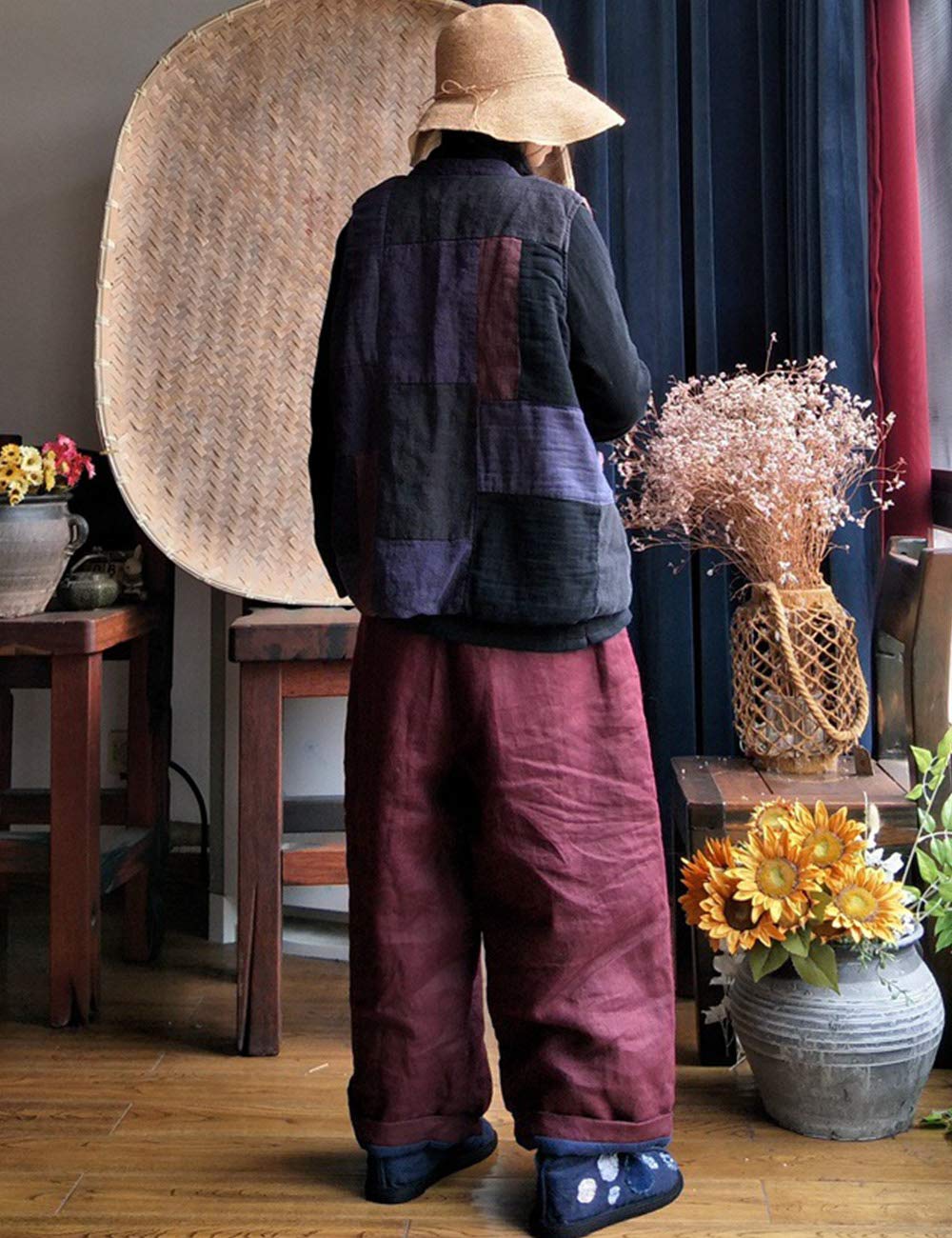 Women's Lightweight Padded Vest - Single Breasted Patchwork Design with Random Colors | Perfect for Fall Layering, Outdoor Activities & Casual Fashion