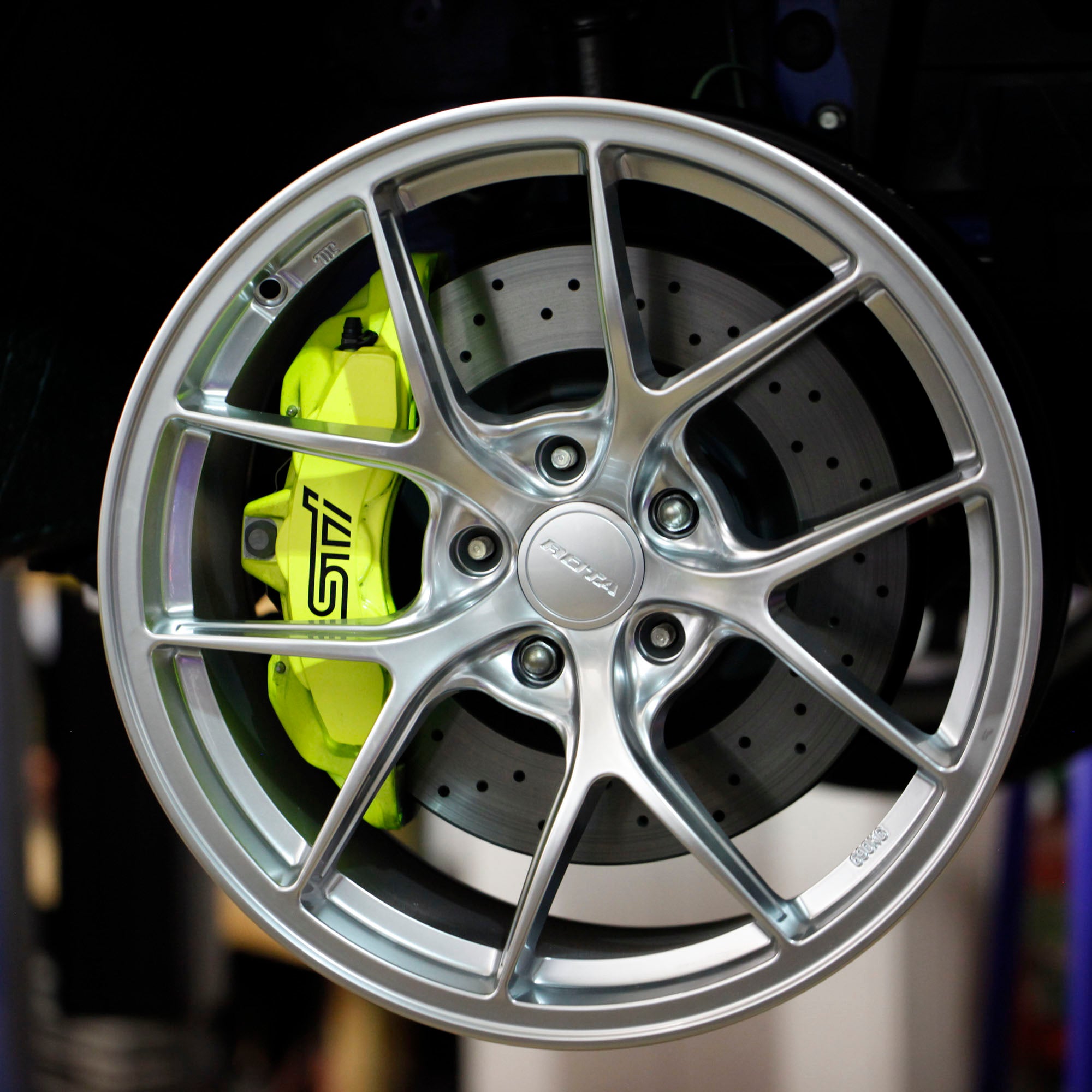 Rota KB R 18x9.5 +38 5x114 Wheels - Lightweight Alloy Rims for Performance Cars | Perfect for Track Racing & Street Use