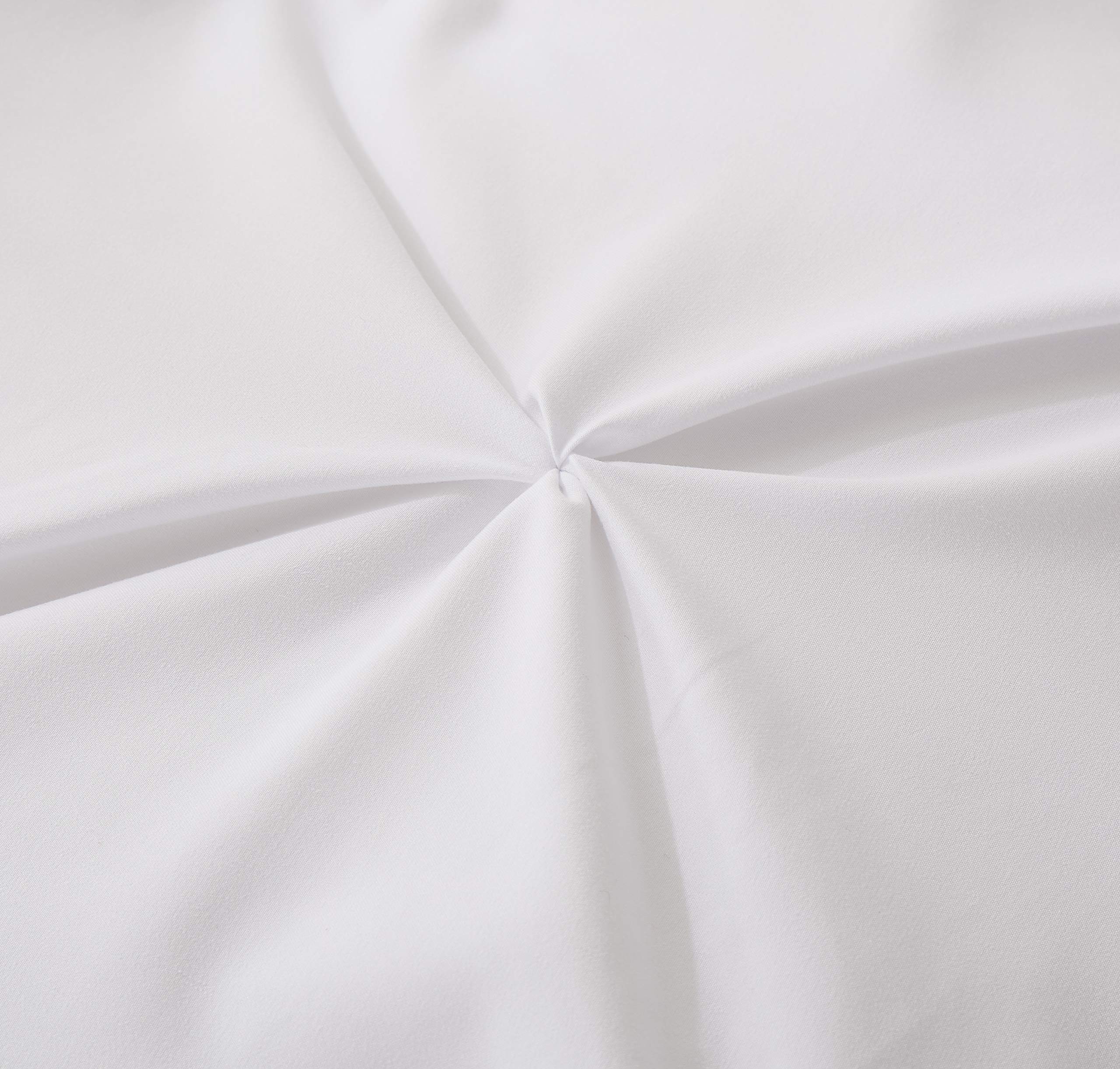 Luxury 5-Piece 100% Egyptian Cotton Pintuck Comforter Set - 400 Thread Count, 300 GSM Ultra Soft Bedding with Pinch Pleat Design (Queen Size, Red) - Perfect for Master Bedroom, Guest Room & Hotel Decor