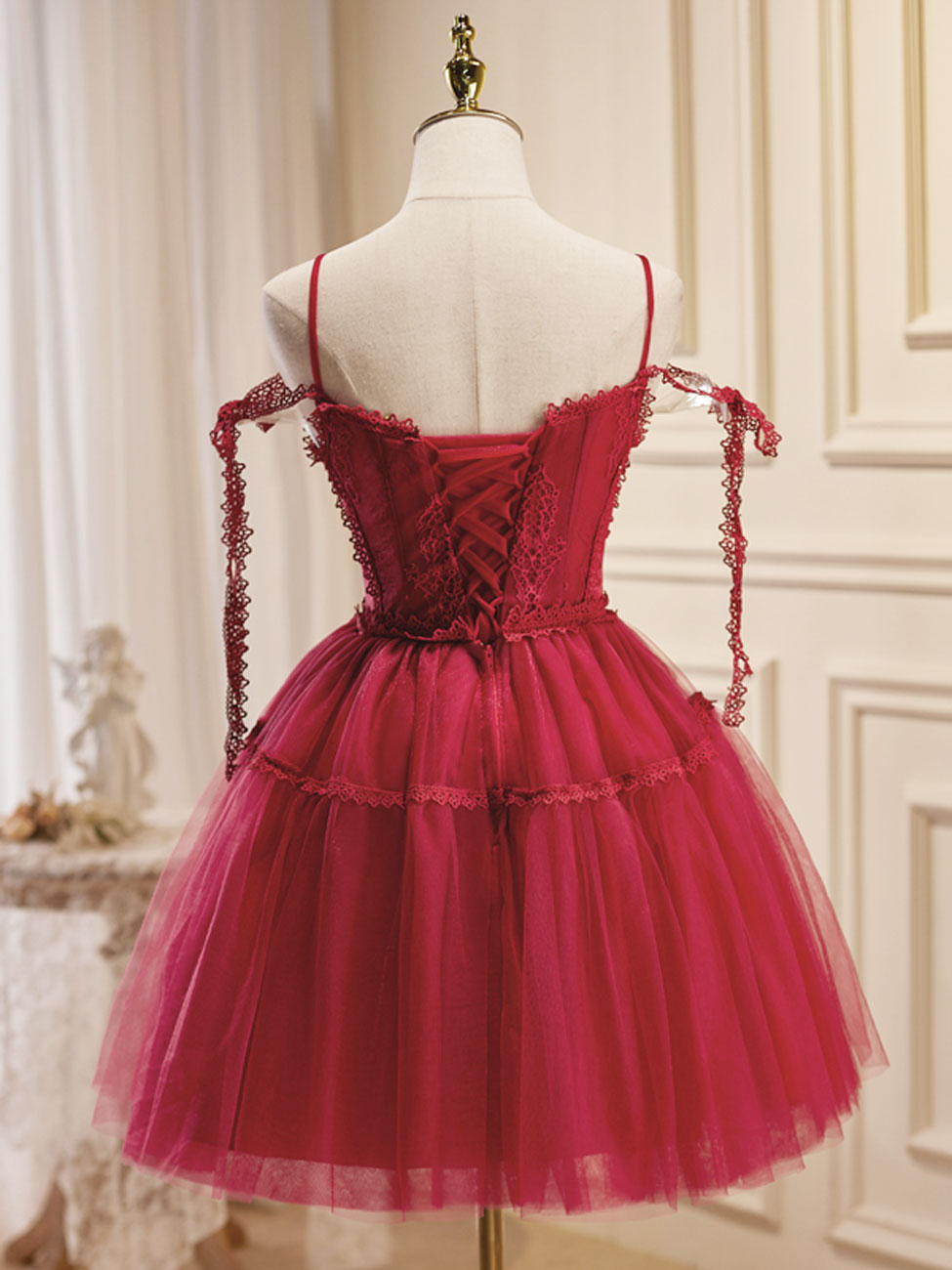 Elegant A-Line Burgundy Lace Short Prom Dress with Puffy Sleeves - Perfect for Homecoming, Party, and Special Occasions