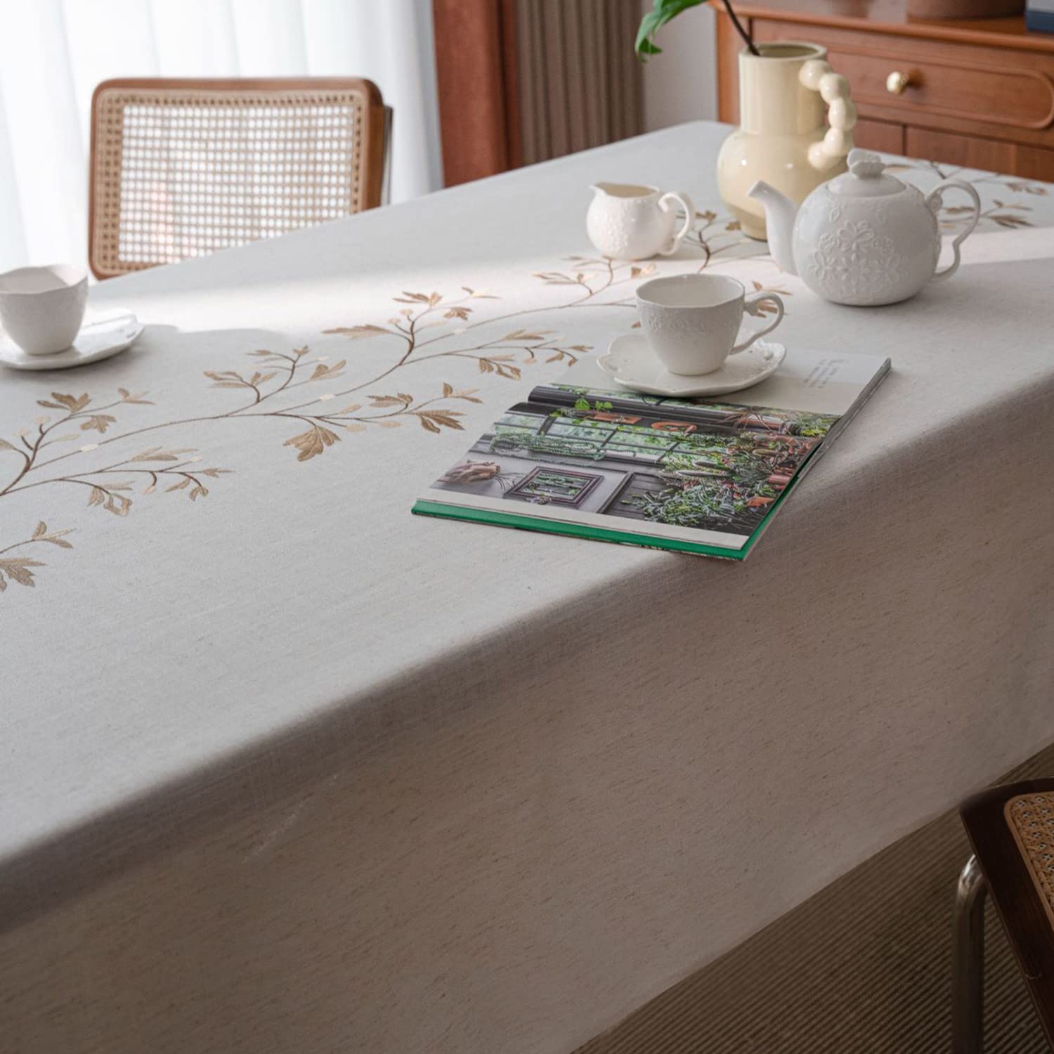 60x84 Inch Rectangle Tablecloth - Wrinkle-Free Linen Table Cover for Kitchen, Dining, Farmhouse Decor, Holiday & Camping Use - Perfect for Indoor and Outdoor Gatherings