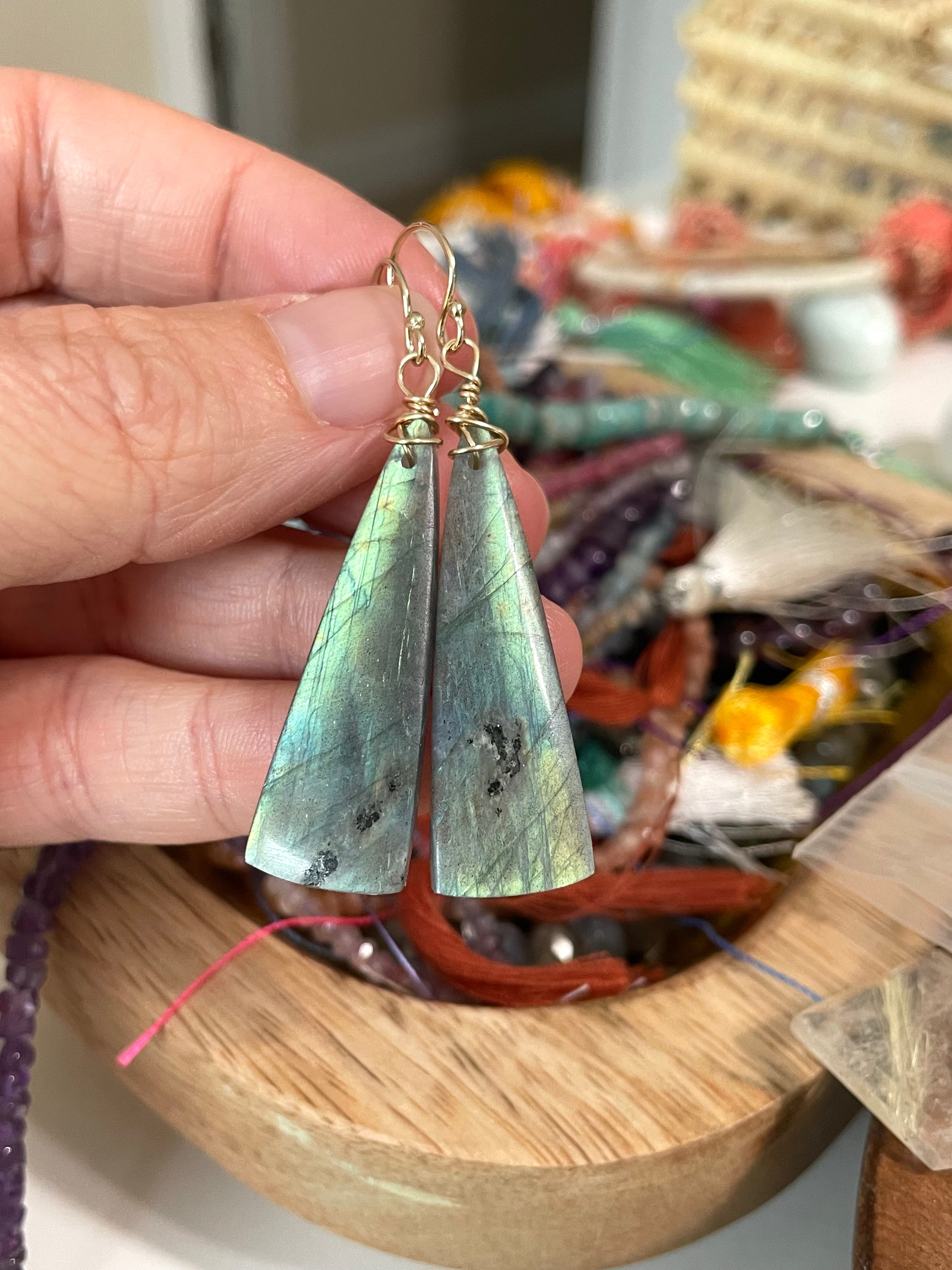 Gold Labradorite Dangle Drop Crystal Earrings for Women - Elegant Gemstone Jewelry Gift for Birthday, Anniversary & Special Occasions
