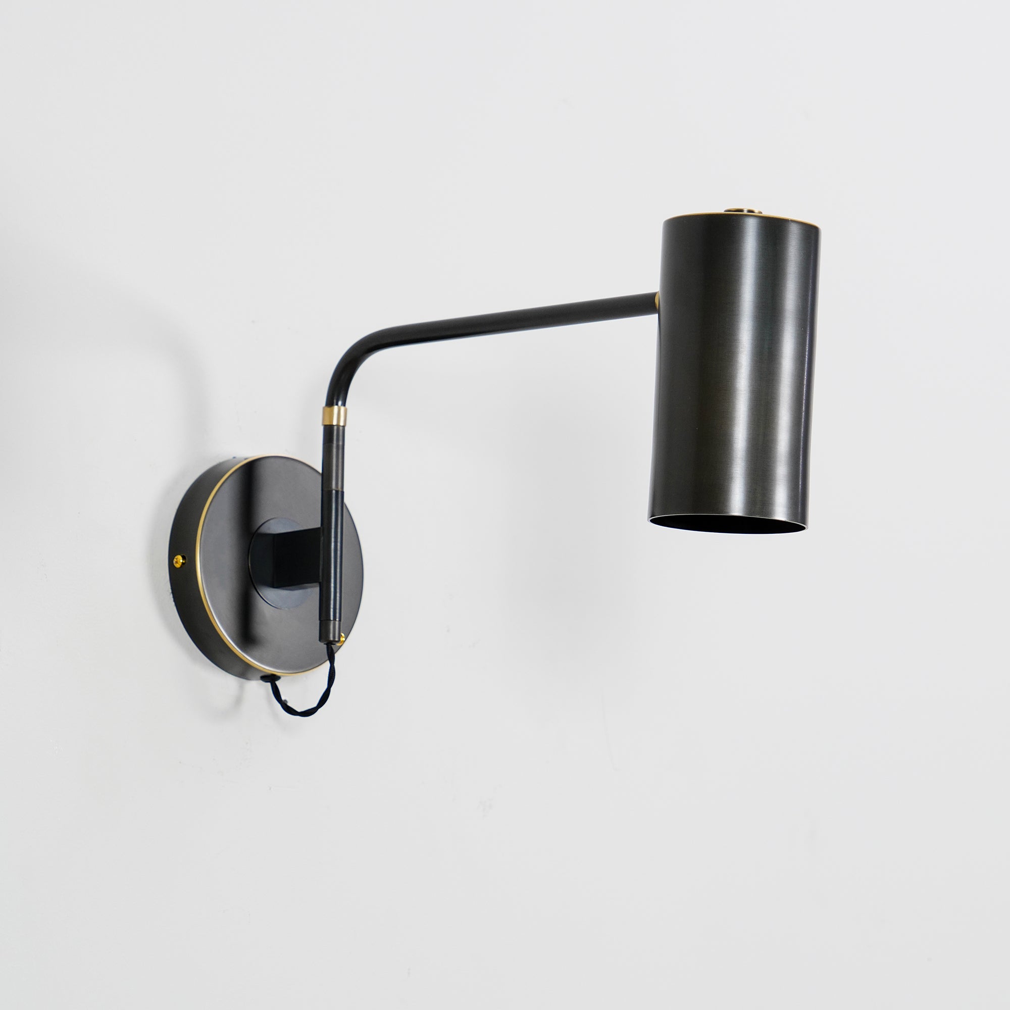 Envoy Swing Sconce Wall Light - Adjustable Arm Wall Lamp for Bedroom, Living Room & Hallway - Modern Indoor Lighting Fixture